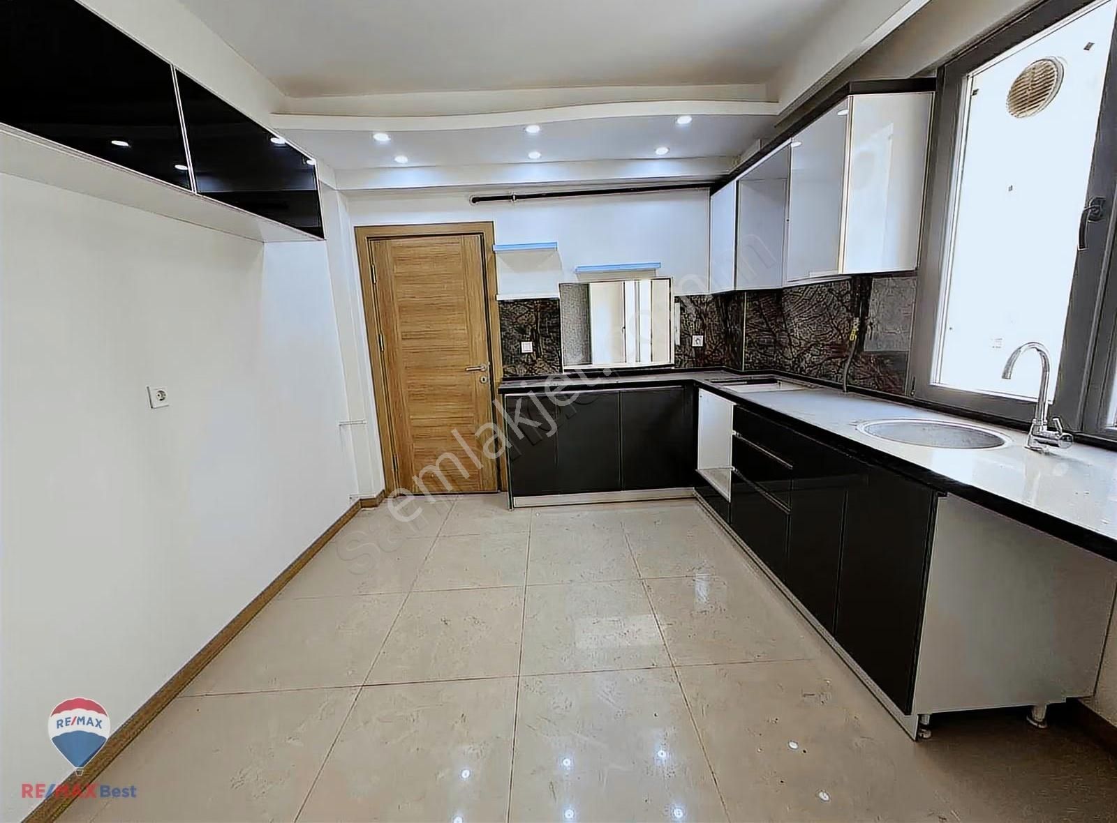 12 Remax Best'ten Karşıyaka Demırköprüde Satılık 3+1 Daıre - Görsel 2