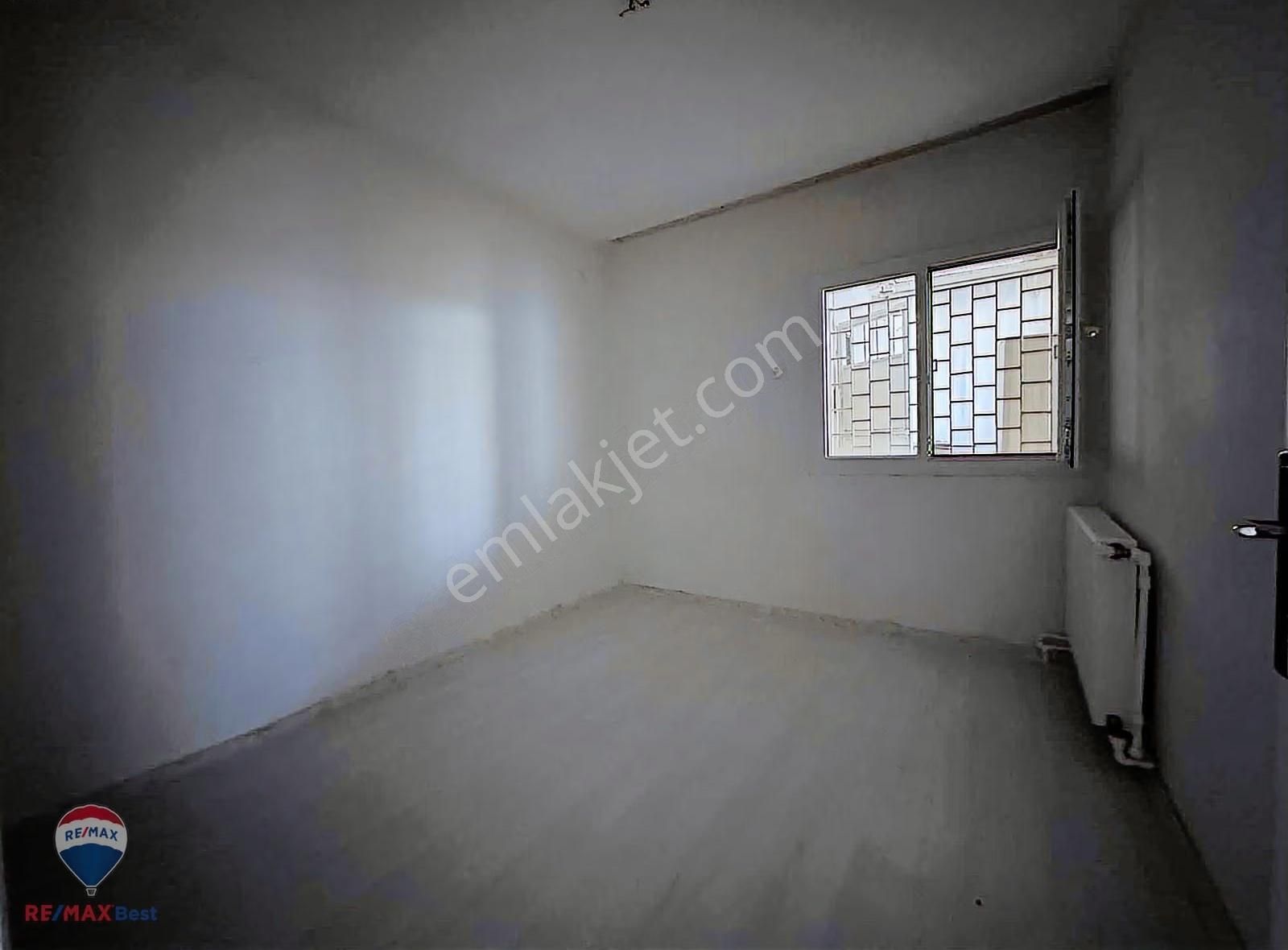 Hakan Büyük"ten Çiğli Evka 2 Teras Evlerde Kiralık 3+1 Daire - Görsel 2