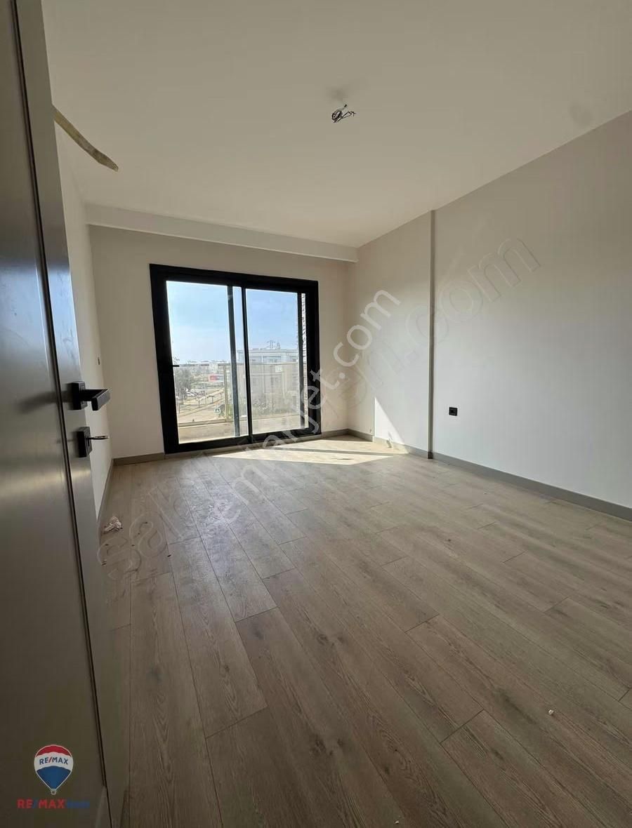 48 Hakan Büyük"ten Çiğli Aydınlık Evlerde Siteiçi Ultra Lüxvilla - Görsel 12