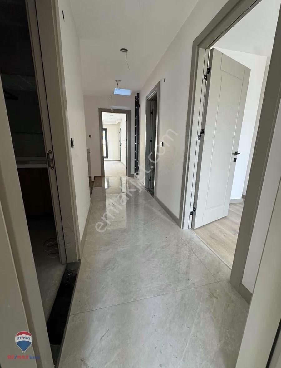 48 Hakan Büyük"ten Çiğli Aydınlık Evlerde Siteiçi Ultra Lüxvilla - Görsel 16