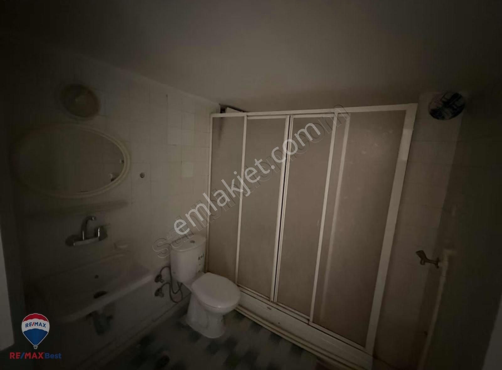 64 Bahçelievler De Merkezi Konumda 3+1 Kiralık Daire - Görsel 2