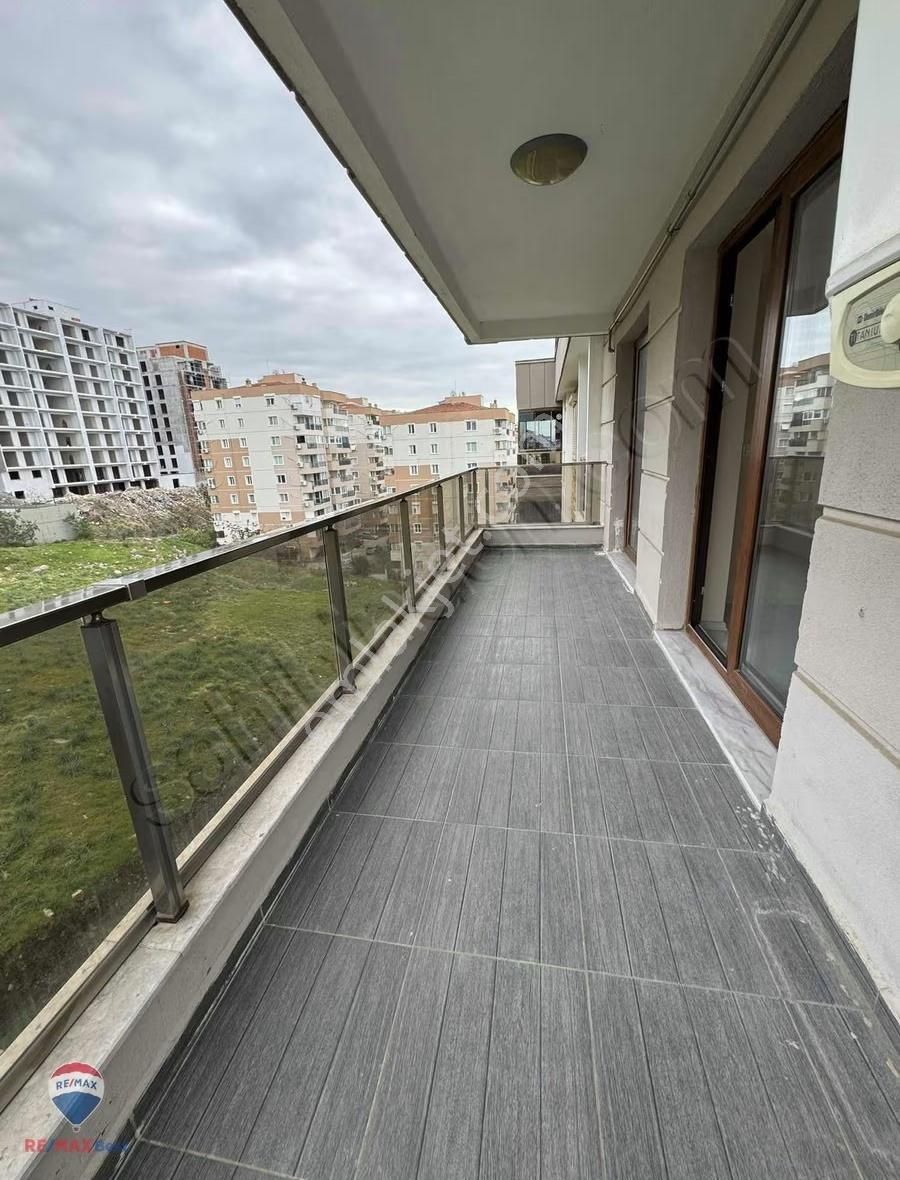 Hakan Büyük"ten Esentepe"de Ebeveyn Banyolu 3+1 Geniş Daire - Görsel 12