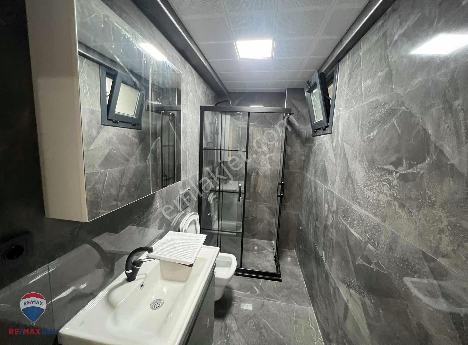 30 Bornova Atatürk Mah. Satılık Triplex İkiz Villa - Görsel 3