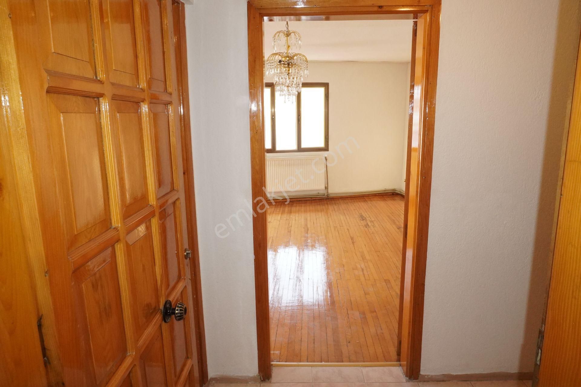 Küçükçiğlide Kiralık 2+1 Doğalgaz Kombili+balkonlu Çiğliserkan - Görsel 31