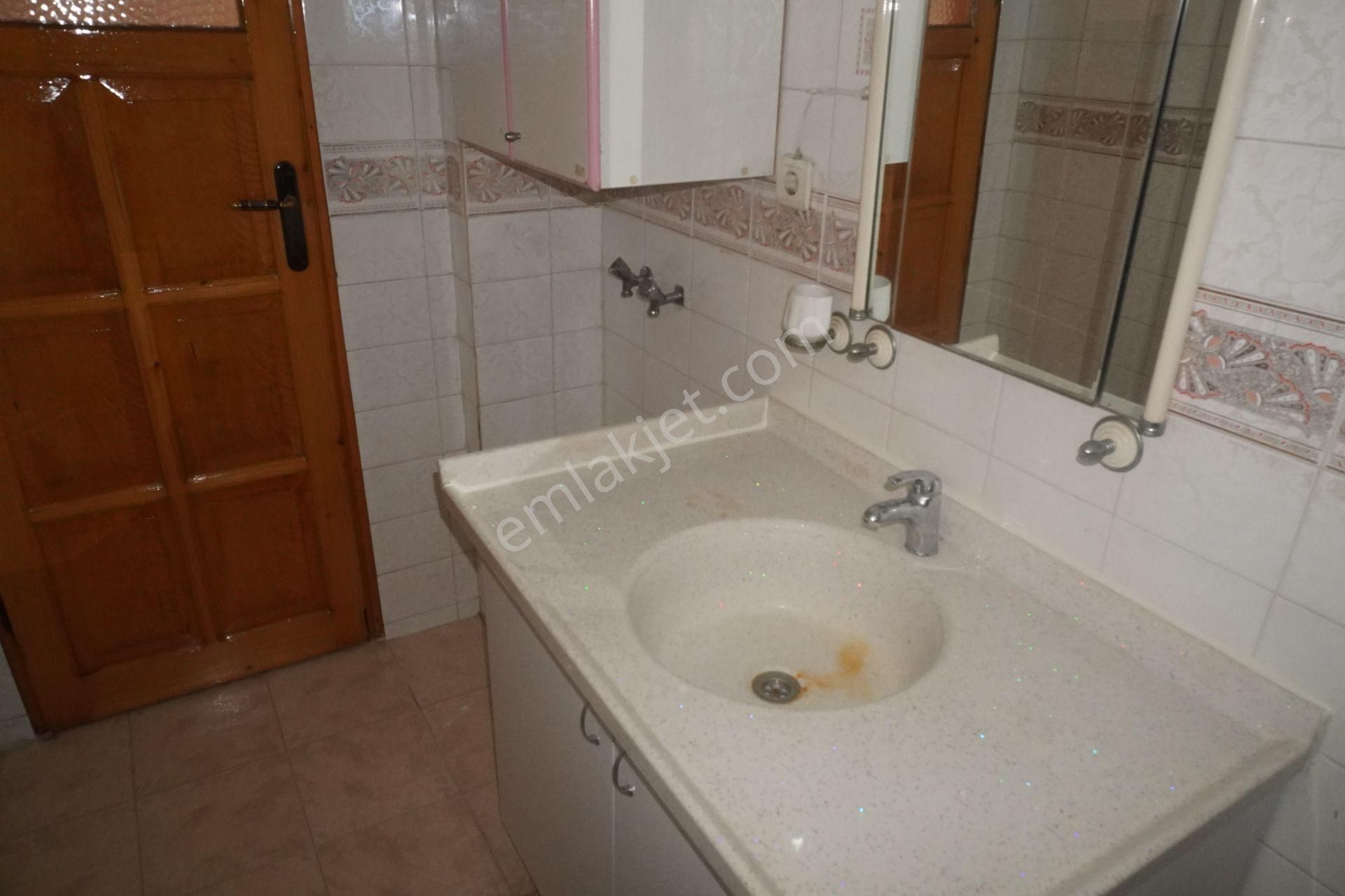 Küçükçiğlide Kiralık 2+1 Doğalgaz Kombili+balkonlu Çiğliserkan - Görsel 26