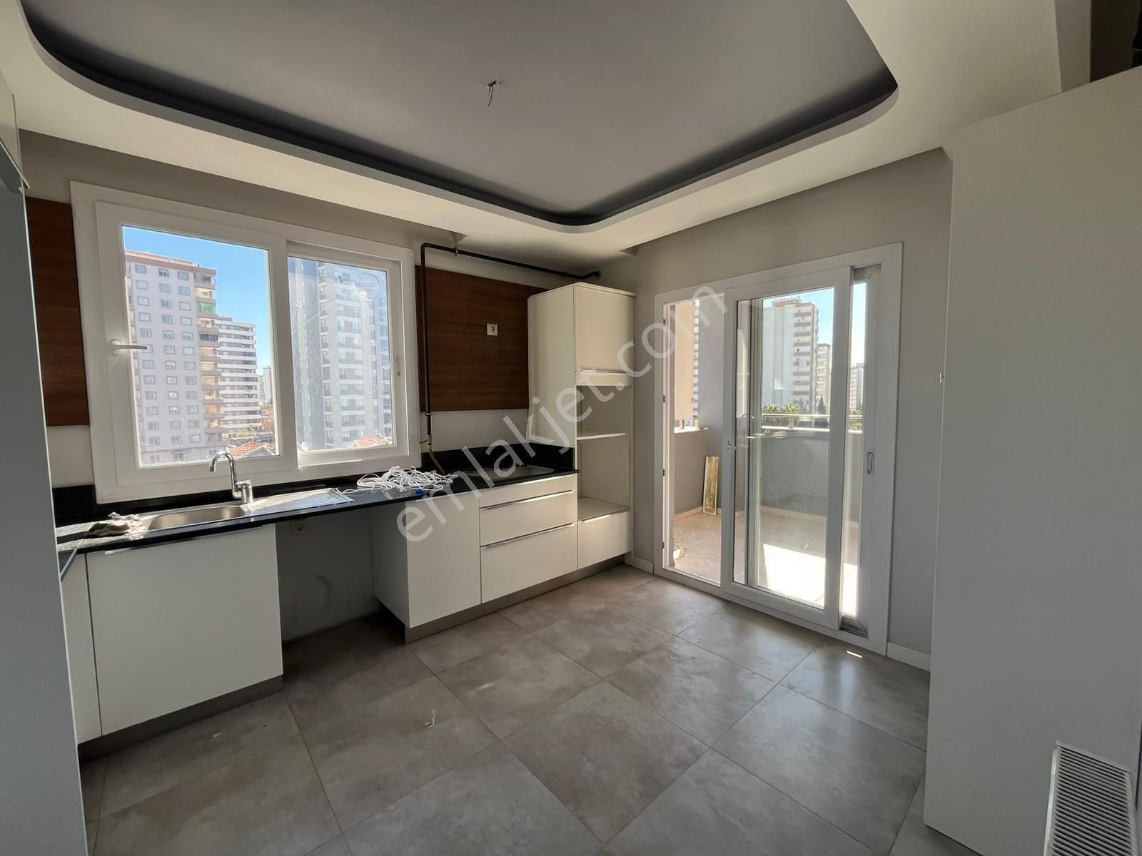 100. Yıl’da 3+1 K.mutfak Doğalgazlı Ebeveyn Banyolu Geniş Oturumlu Kiralık Daire - Görsel 6