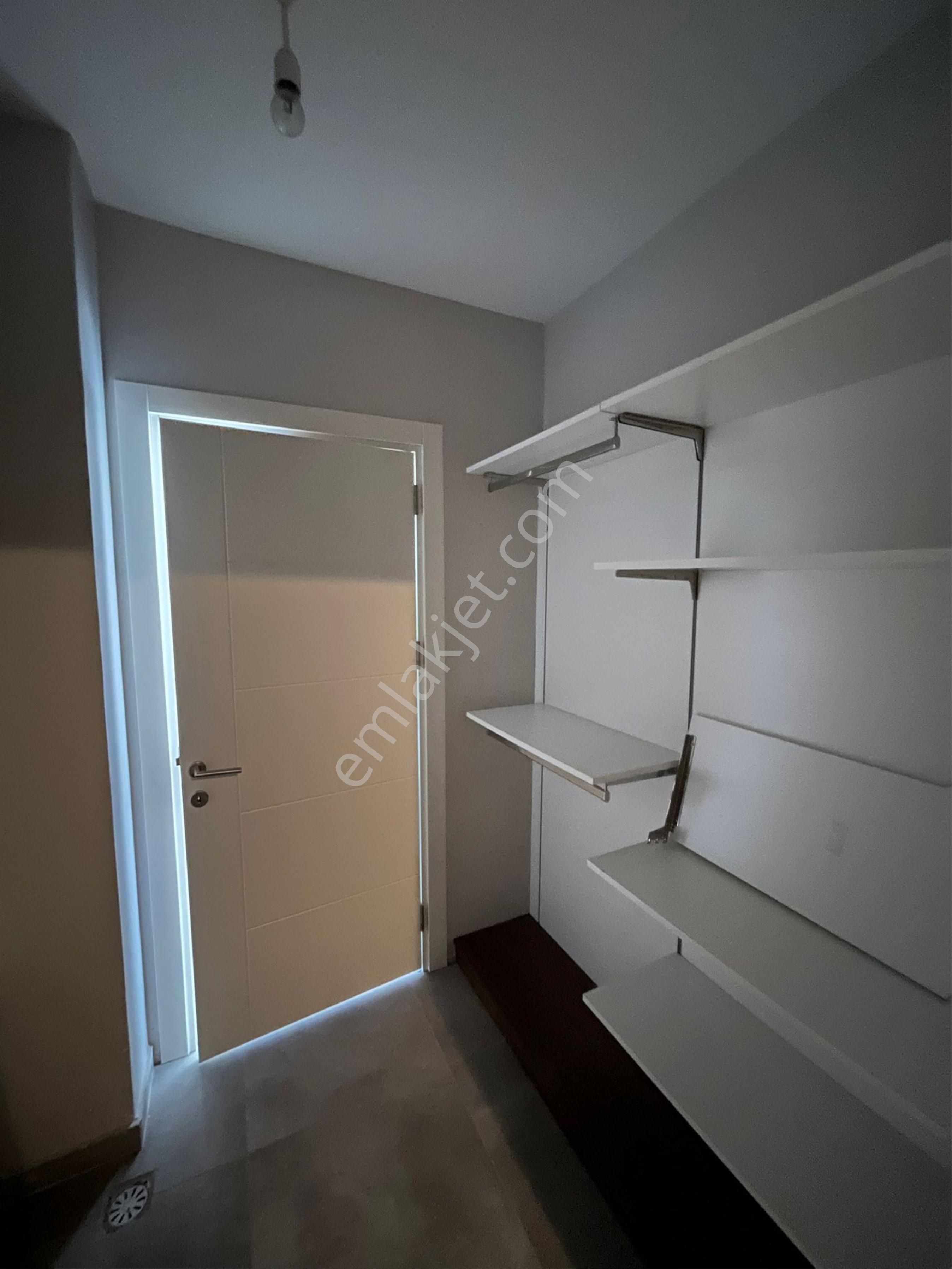 100. Yıl’da 3+1 K.mutfak Doğalgazlı Ebeveyn Banyolu Geniş Oturumlu Kiralık Daire - Görsel 17