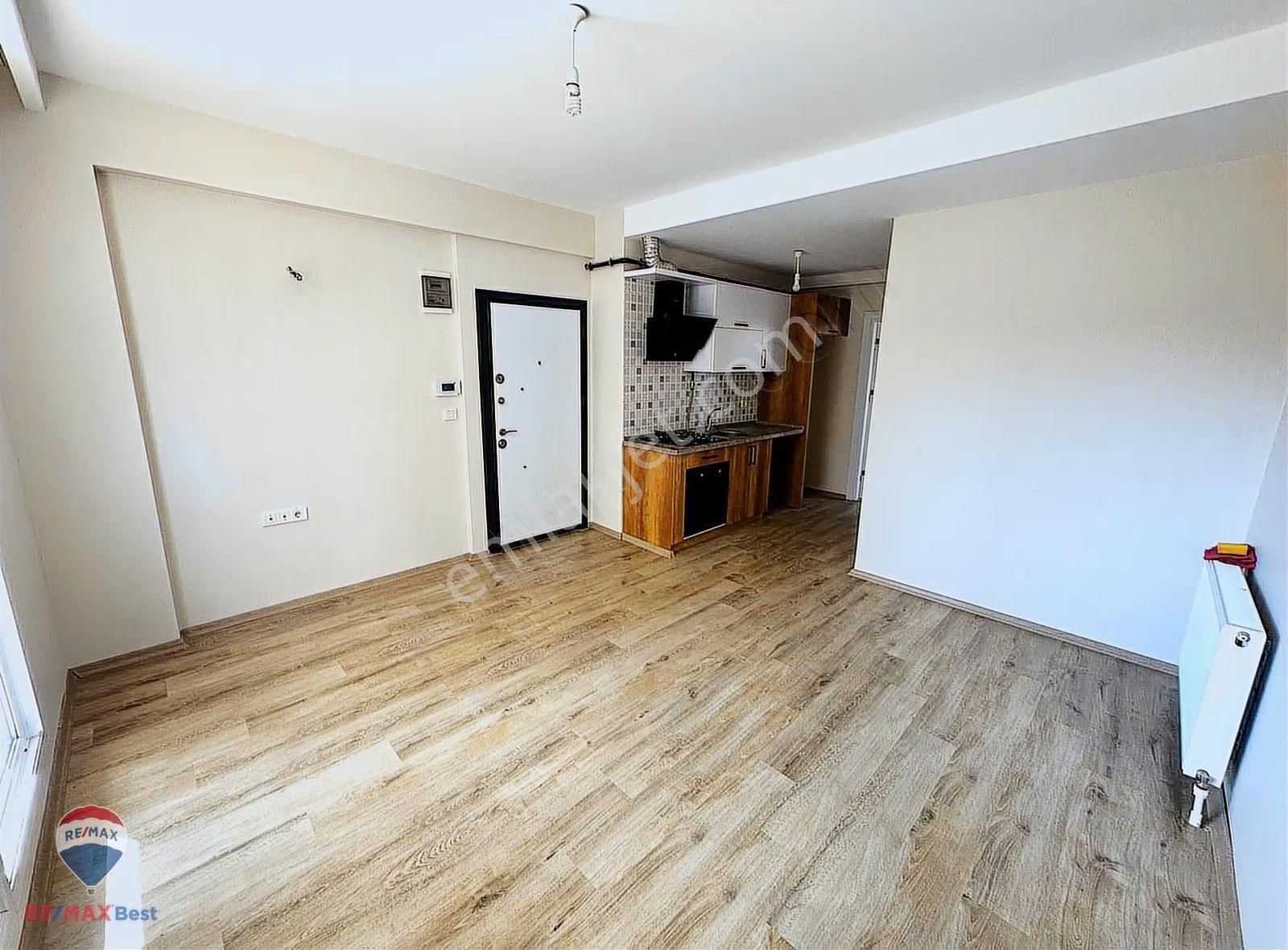 54 Seyrek Merkez'de Üniversiteye Yakın Kiralık Daire - Görsel 3