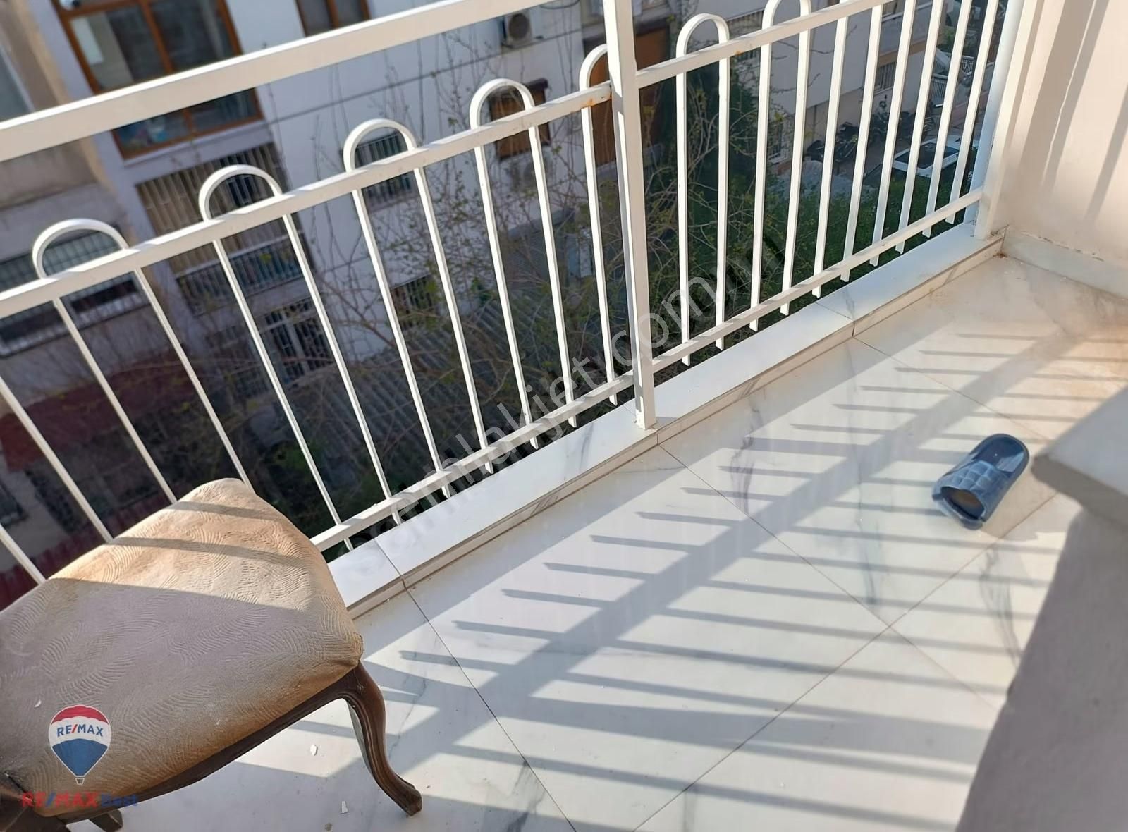 22 Karşıyaka Bostanlı Sahıle Yakın Eşyalı 3+1 Kıralık Daıre - Görsel 9