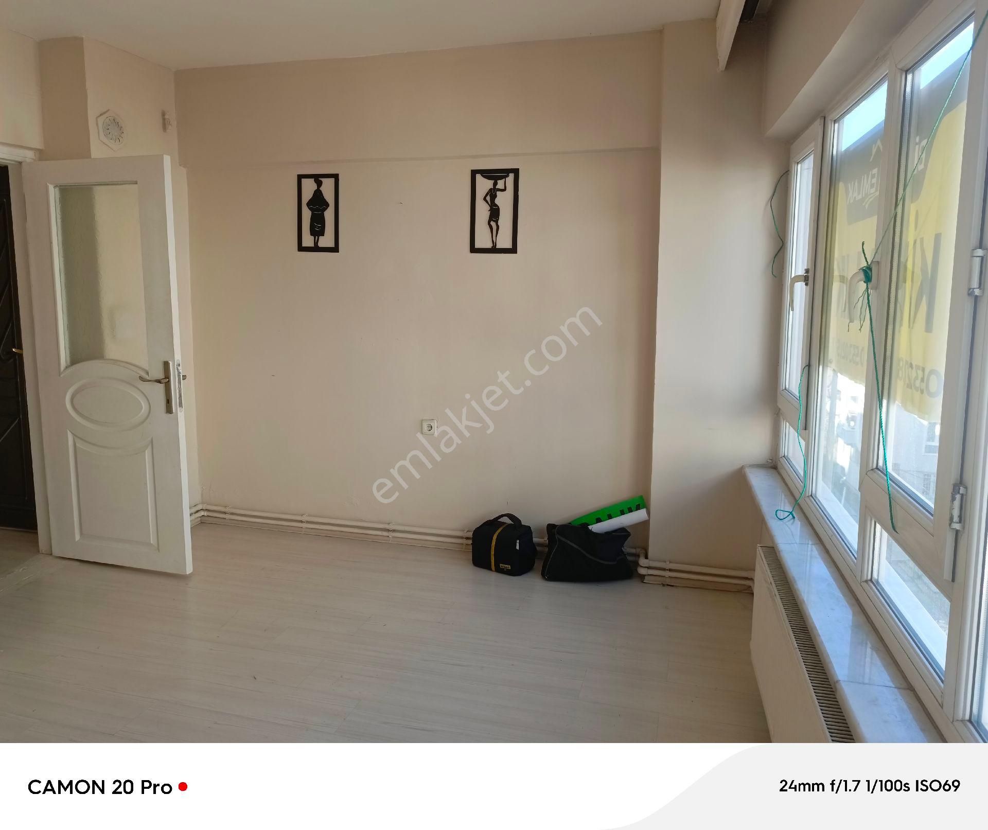 Bursa Namazgah Yenimahallede 2+1 Kombili 4.kat Daire Kiralık - Görsel 3