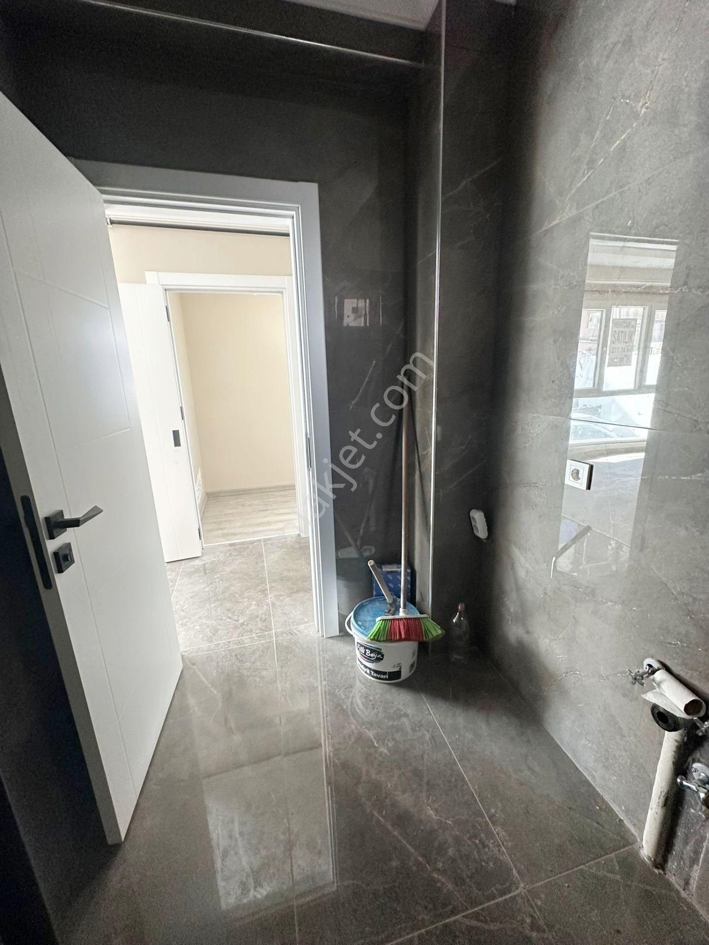 Adnan Kahveci Metroya Yürüme 1,5+1 İskanlı - Kredi Limitsiz Sıfır Daire - Görsel 21