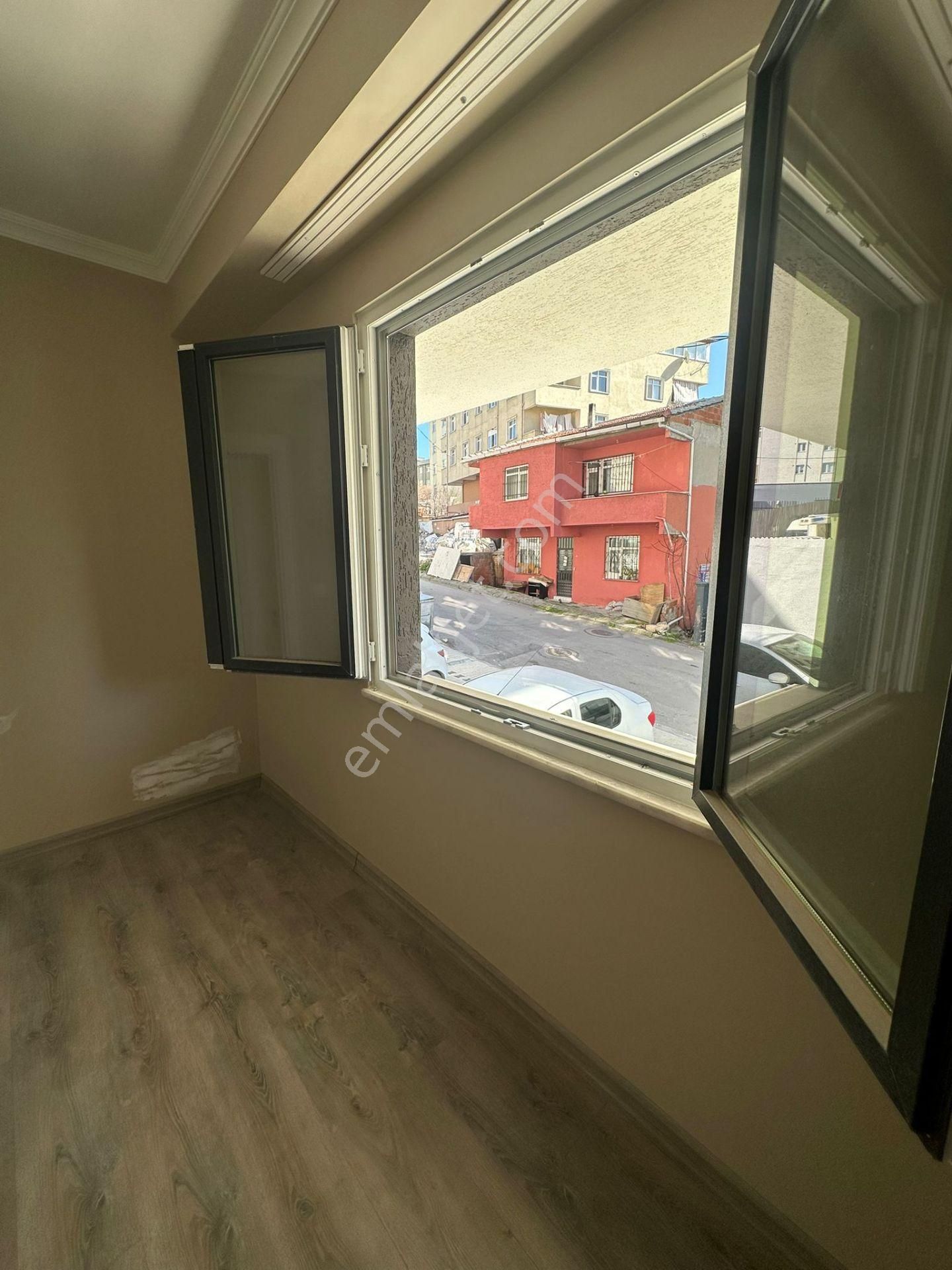 Adnan Kahveci Metroya Yürüme 1,5+1 İskanlı - Kredi Limitsiz Sıfır Daire - Görsel 9