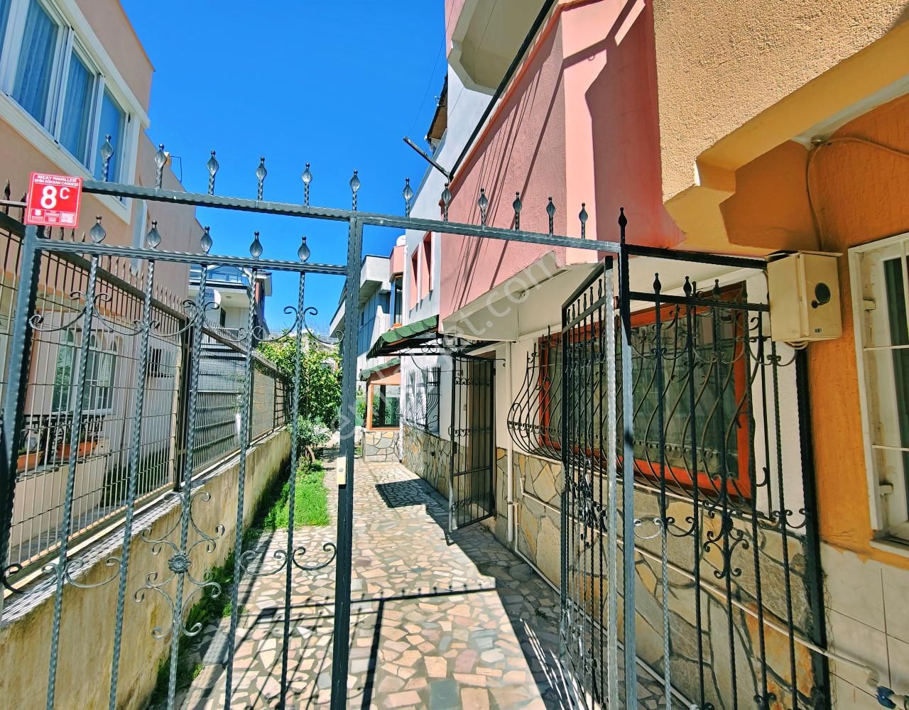 Uytundan Akçay Yenimahalle'de Denize 50 Metre Satılık 3+1 Villa - Görsel 13