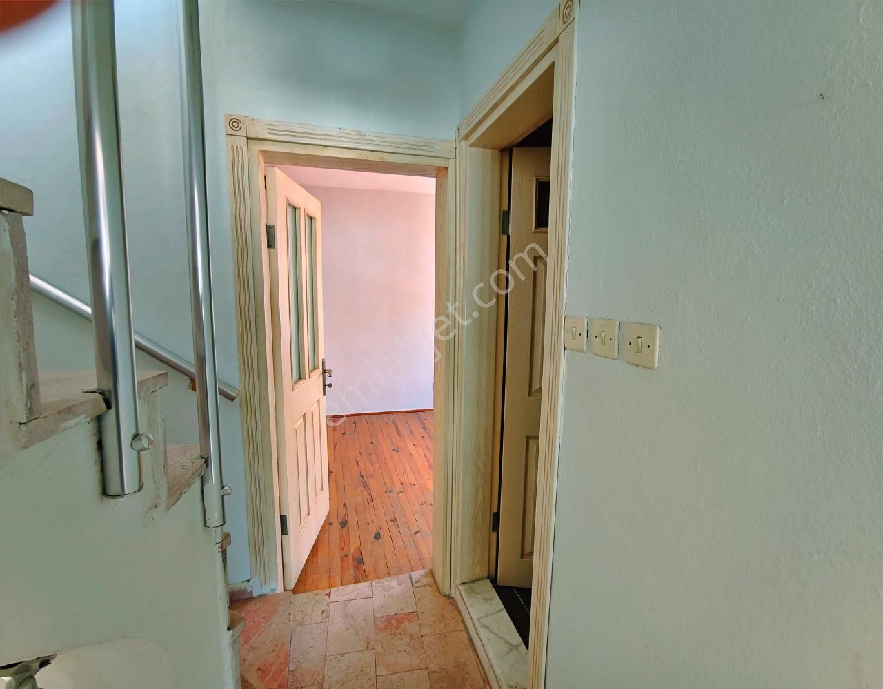 Uytundan Akçay Yenimahalle'de Denize 50 Metre Satılık 3+1 Villa - Görsel 31