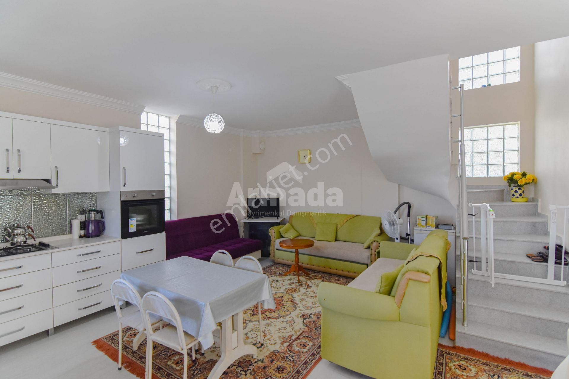 Kuşadası Davutlarda Havuzlu Site İçerisinde Satılık 3+1 Villa - Görsel 3