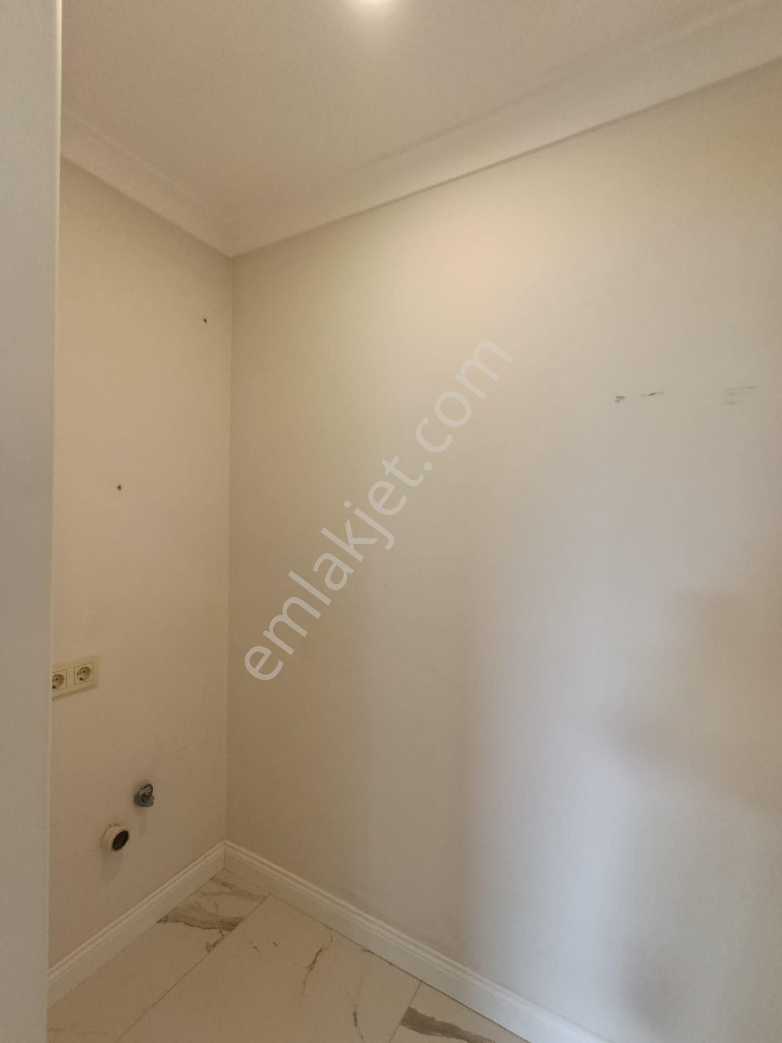 Bahçelievler Çalışlar Caddesi Yakın Yeni Bina 3+1 Lüks Kiralık - Görsel 4