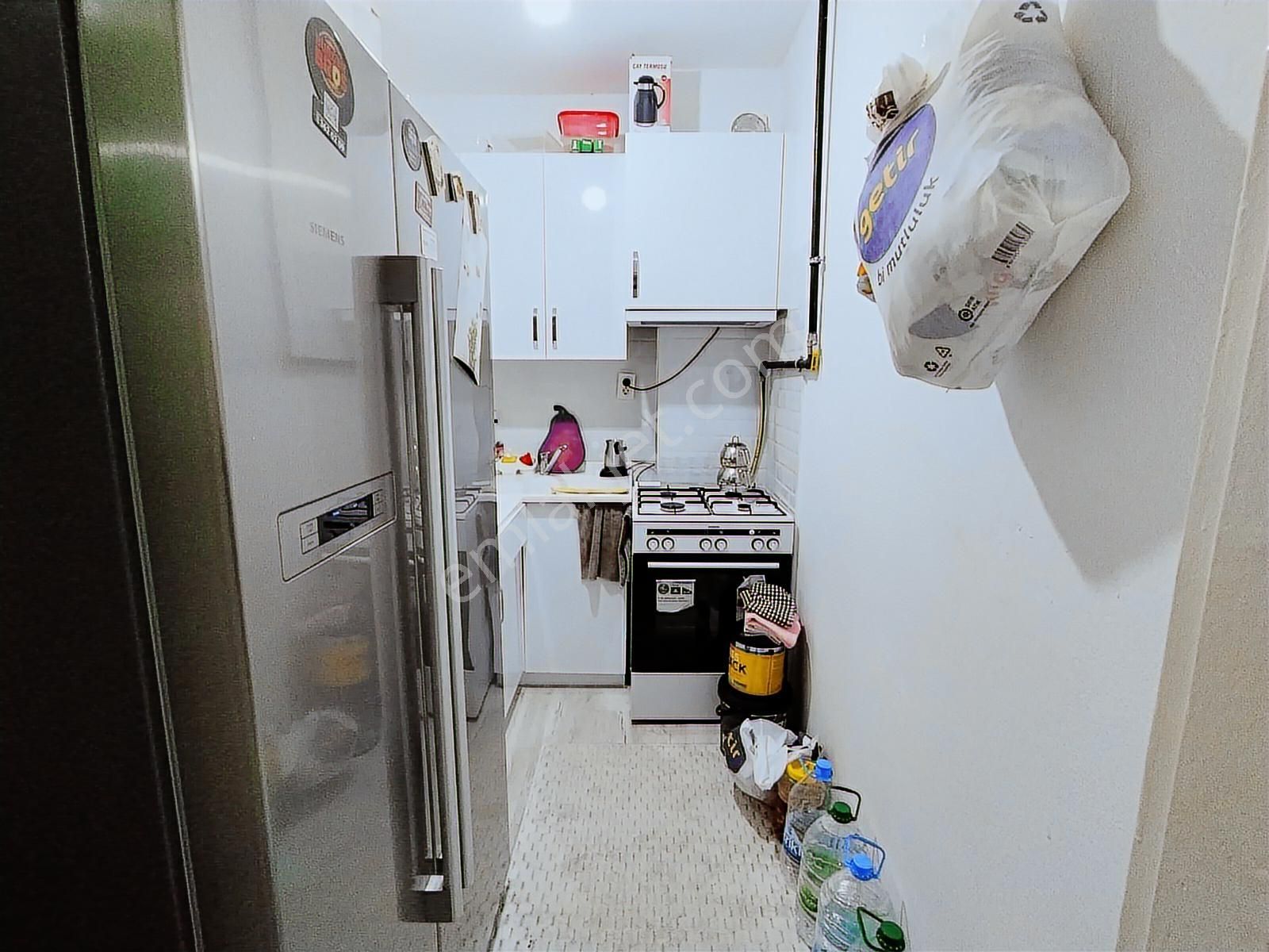 Karşıyaka Çarşı Yakını Arakat Tadilatlı Kombili 2+1 Daire - Görsel 10