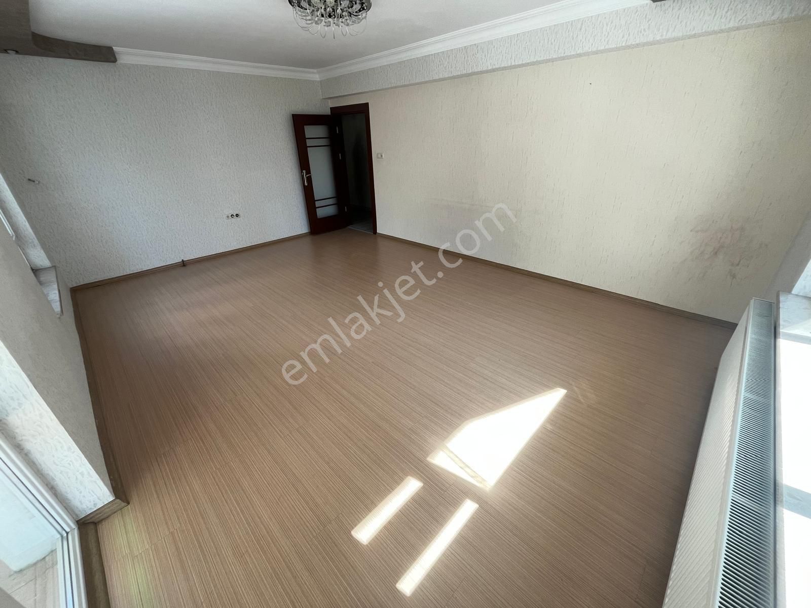 Teleferik Yakını Cadde Üzerinde Site İçerisinde Kralık 3+1 Daire* - Görsel 12