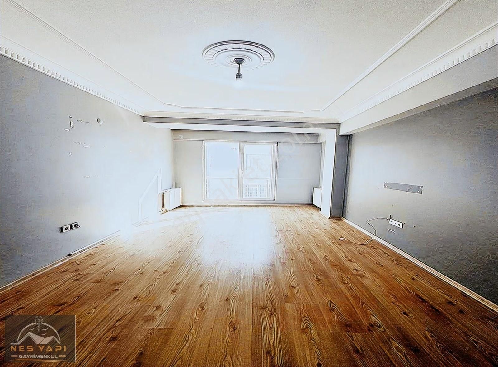 Nes Yapı'dan Metrobüse 1 Dk Masrafsız Arakat Geniş Daire Satışta - Görsel 6