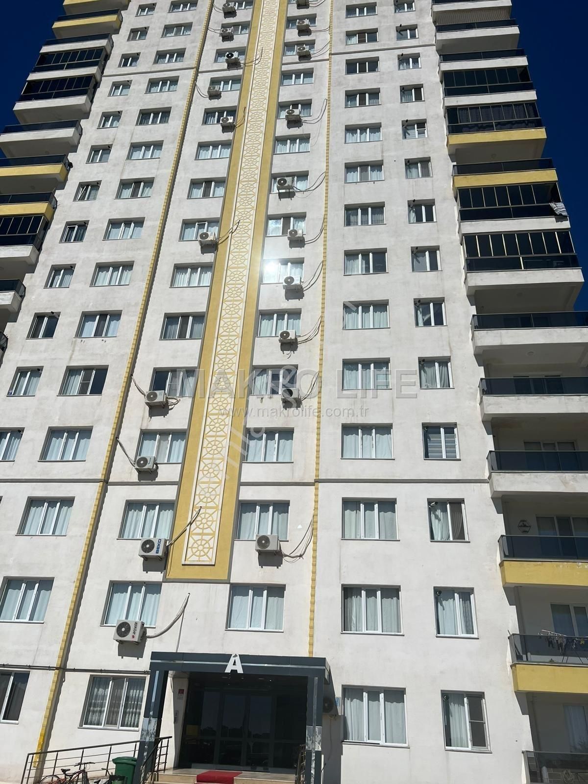 Üçkuyularda Satılık Bakımlı 3+1 Daire - Görsel 3