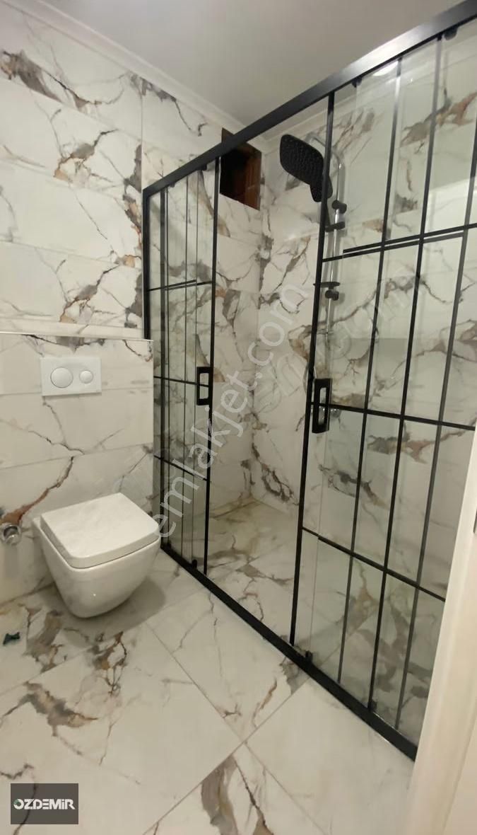 Özdemir İnşaat'tan İkizçayda Denize Yakın Havuzlu Otoparklı 1+1 - Görsel 8