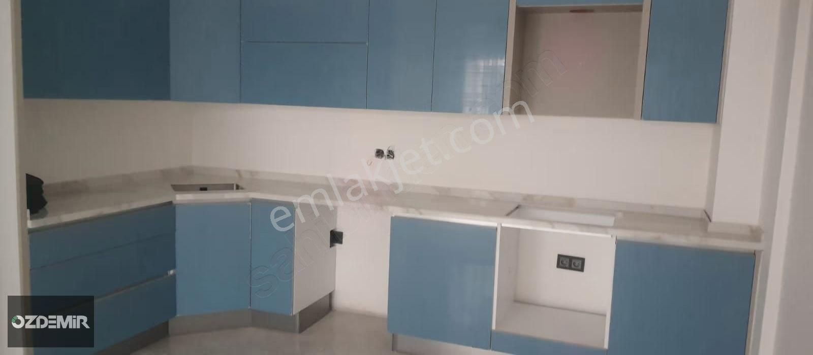 Özdemir İnşaat'tan İkizçayda Denize Yakın Havuzlu Otoparklı 1+1 - Görsel 5