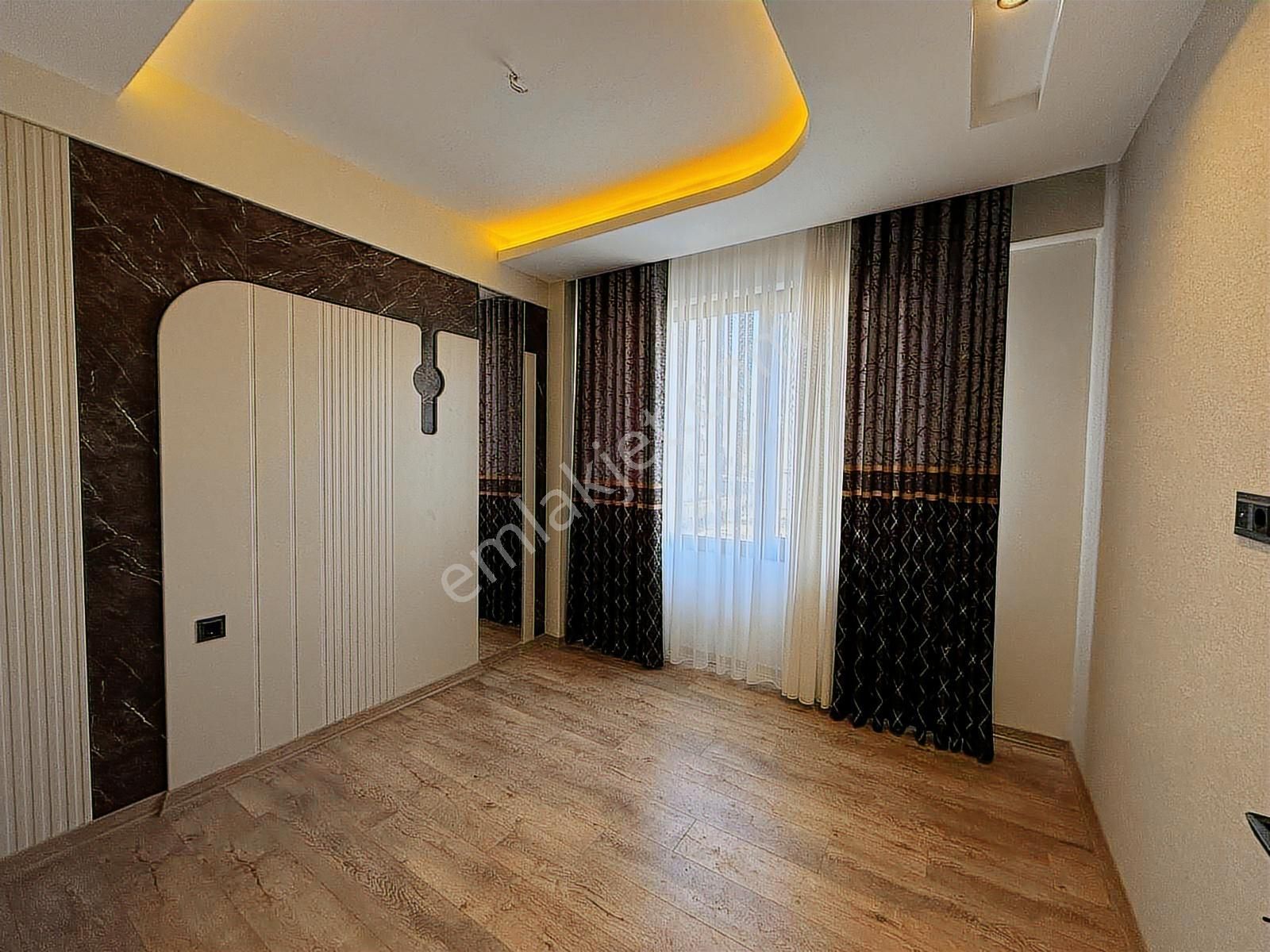 Rota'dan Orhan Doğan Caddesi 2+1 Satılık Daire / Bağcılar - Görsel 15