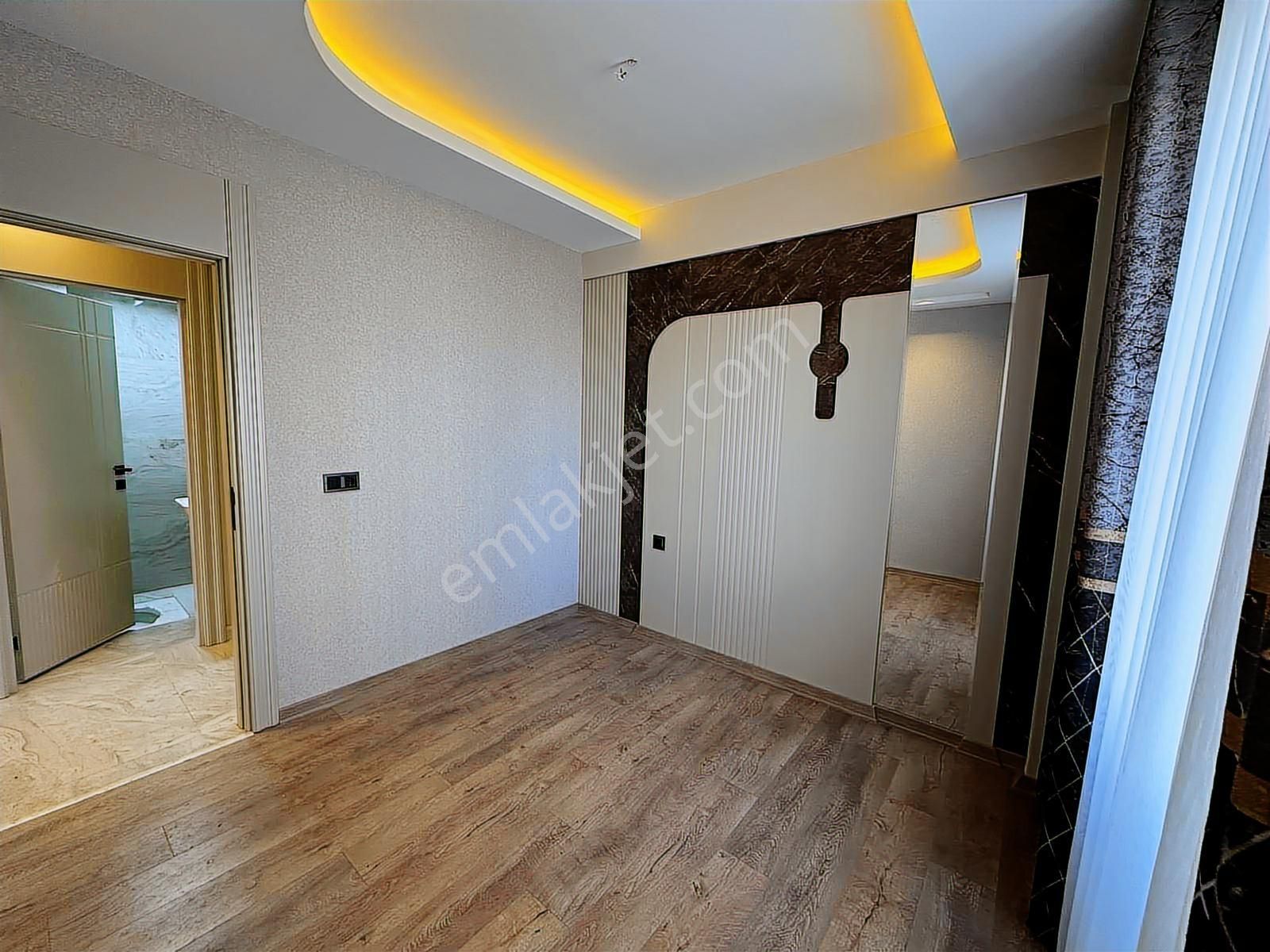 Rota'dan Orhan Doğan Caddesi 2+1 Satılık Daire / Bağcılar - Görsel 8