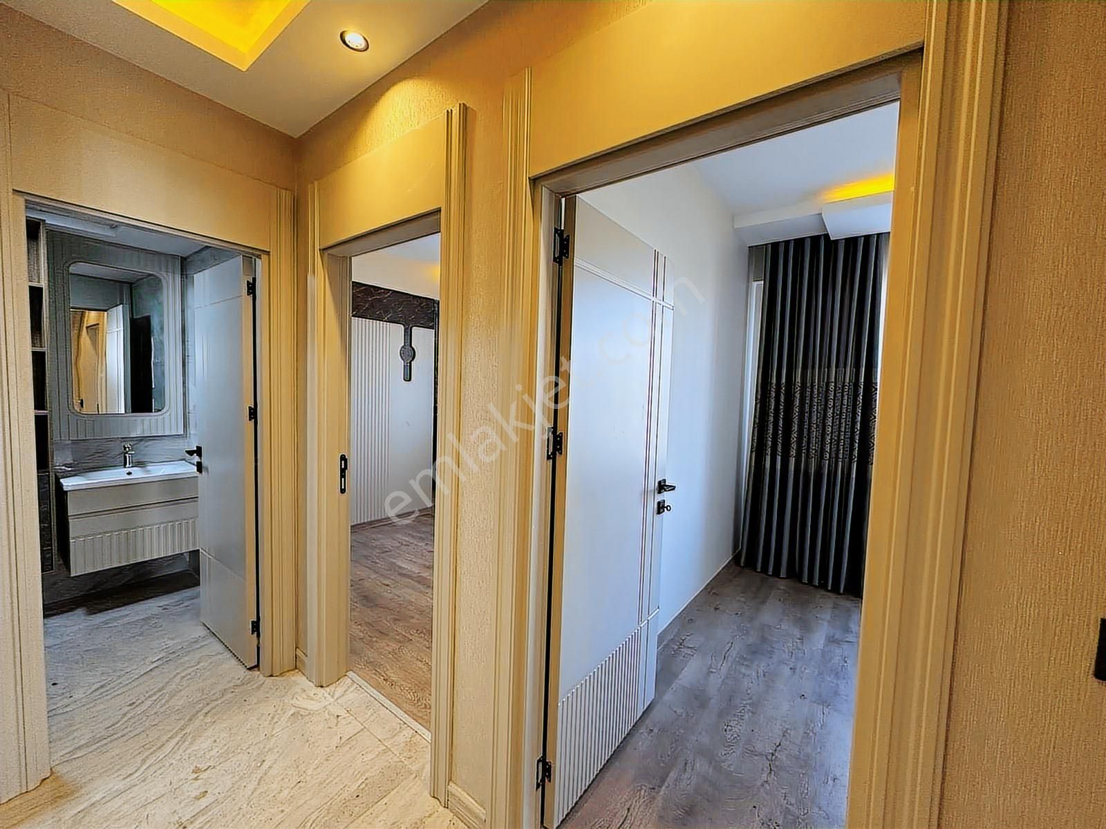 Rota'dan Orhan Doğan Caddesi 2+1 Satılık Daire / Bağcılar - Görsel 13