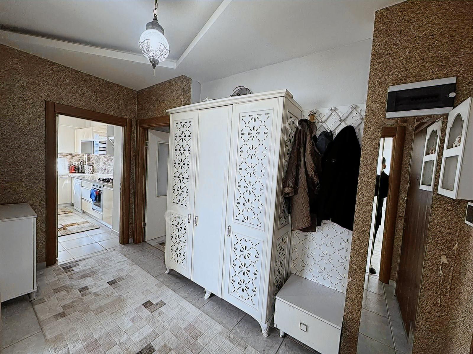 Yakut Mahallesinde Muhteşem Konumda Satılık 3+1 Daire - Görsel 32