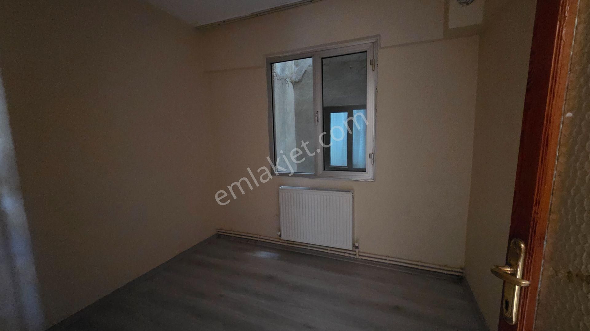İnönü Mahallesinde 3+1 Doğalgazlı Kiralık Daire - Görsel 5