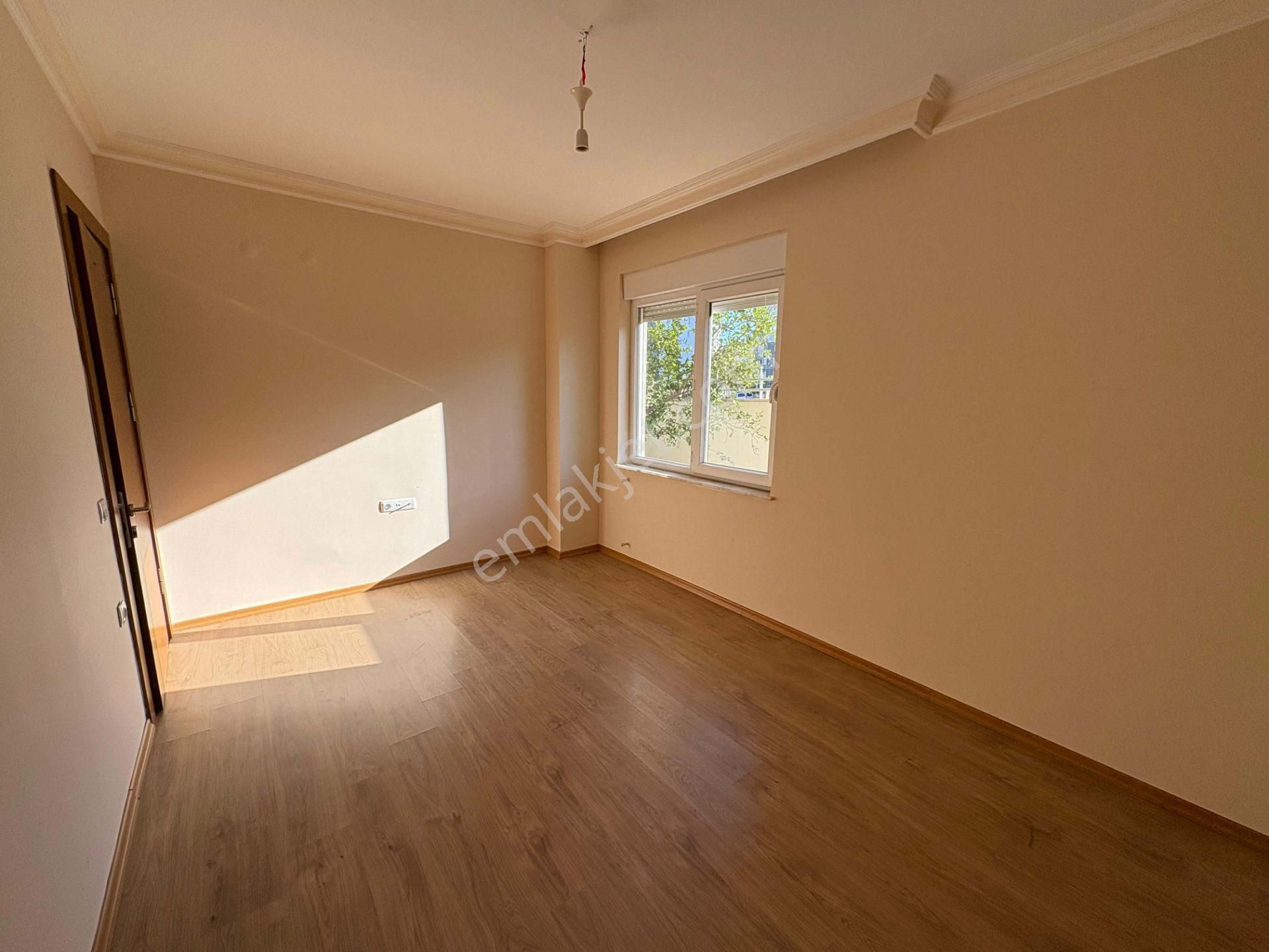 Şafak Emlak Kiralık Toros Mah Havuzlu Site İçerisinde 4+1 180 M2 - Görsel 12