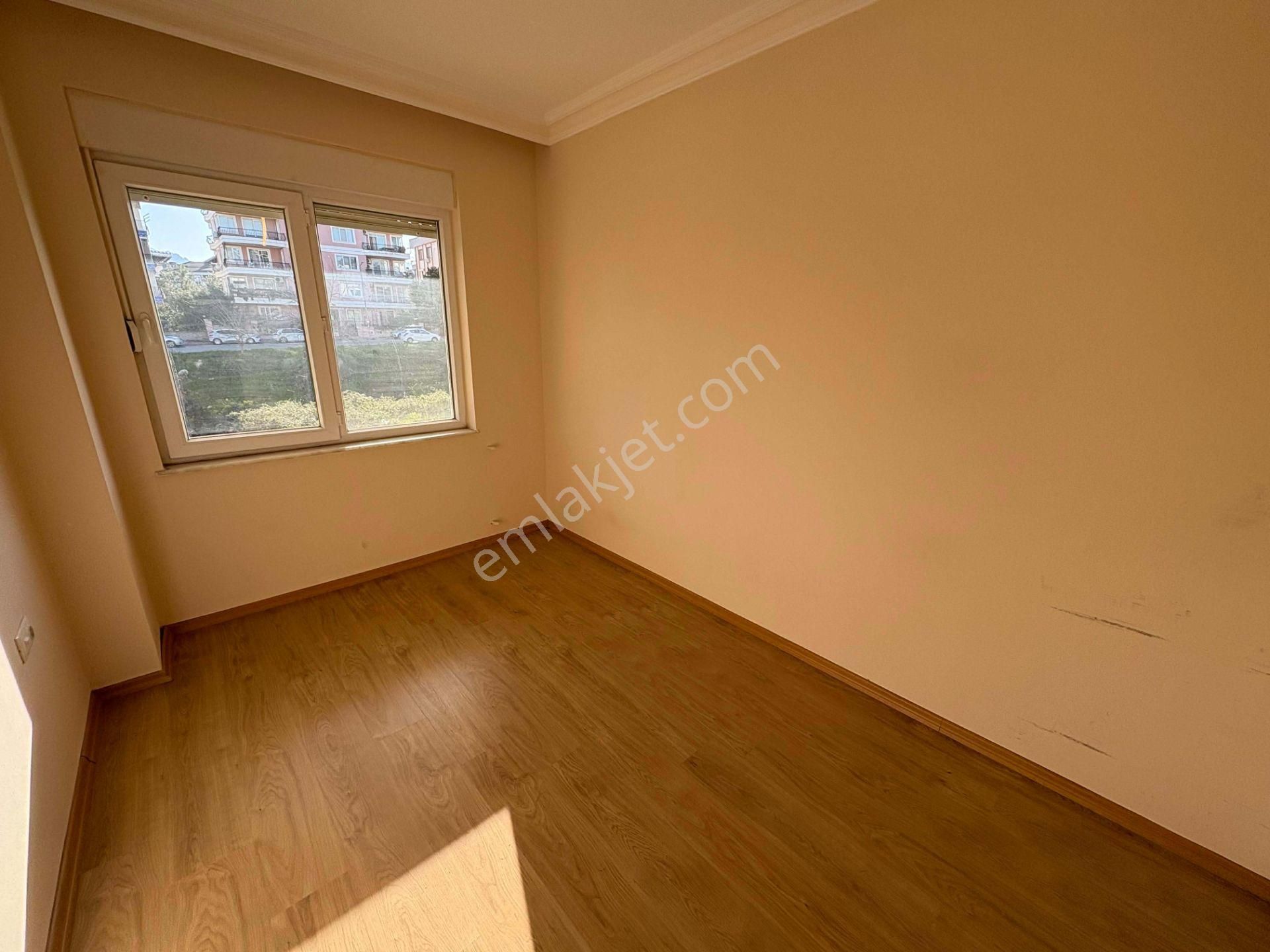 Şafak Emlak Kiralık Toros Mah Havuzlu Site İçerisinde 4+1 180 M2 - Görsel 17