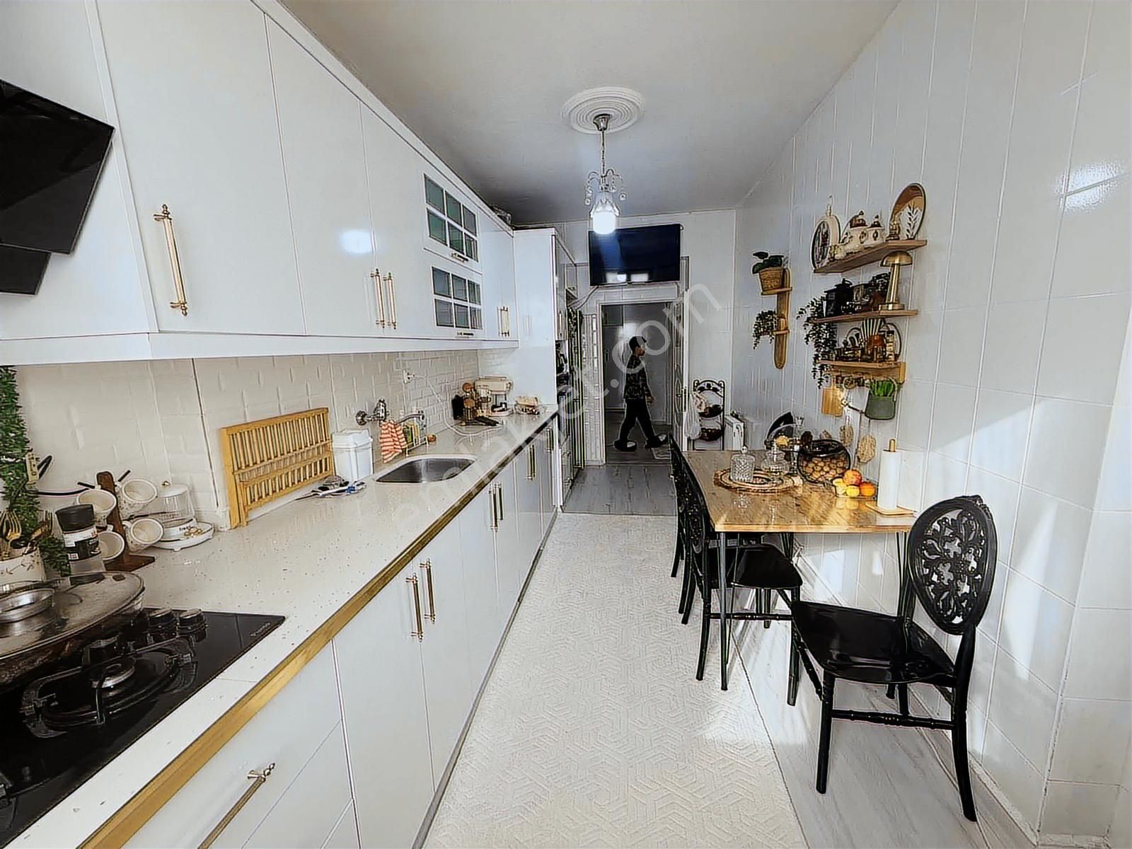 Rota'dan Gaziler'de Ekstra Masraflı Fırsat 3+1 Az Hasarlı Daire - Görsel 26