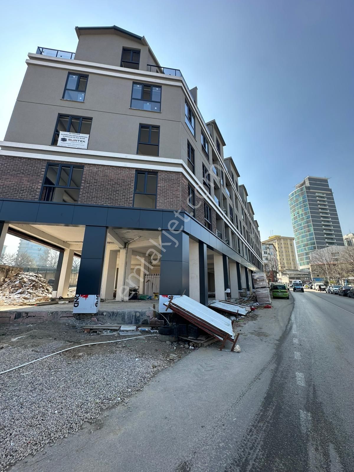 Gülbahçe Pazar Pazarı Caddesinde | Sıfır 2+1 Ara Kat Otoparklı Satılık Daire - Görsel 22