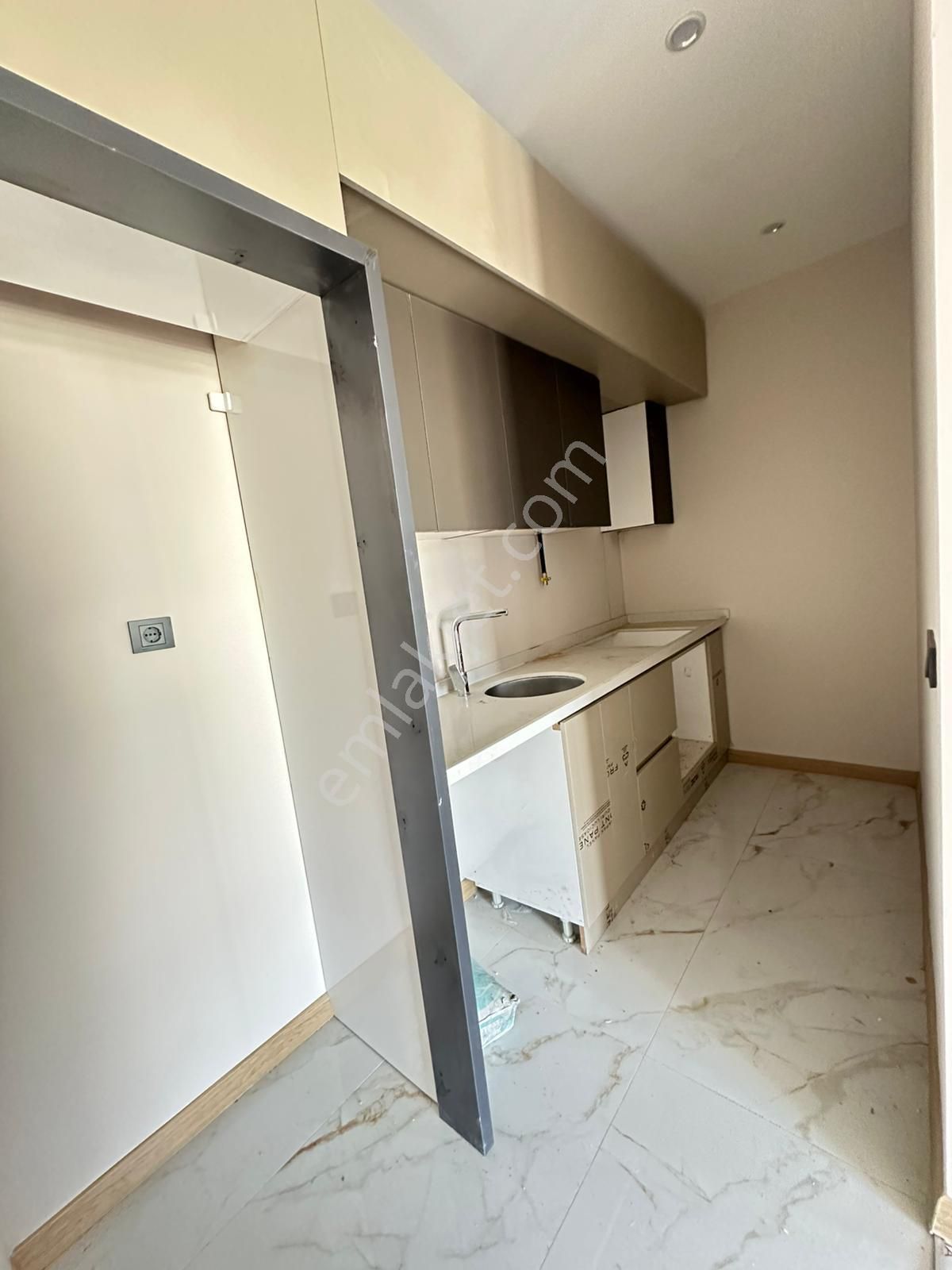 Gülbahçe Pazar Pazarı Caddesinde | Sıfır 2+1 Ara Kat Otoparklı Satılık Daire - Görsel 10