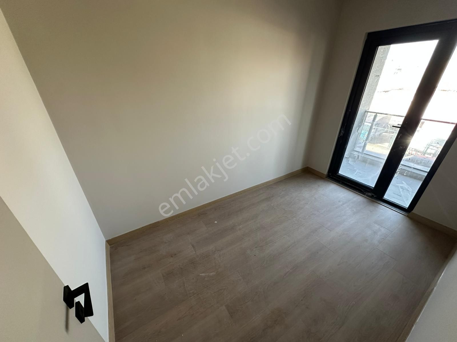 Gülbahçe Pazar Pazarı Caddesinde | Sıfır 2+1 Ara Kat Otoparklı Satılık Daire - Görsel 16