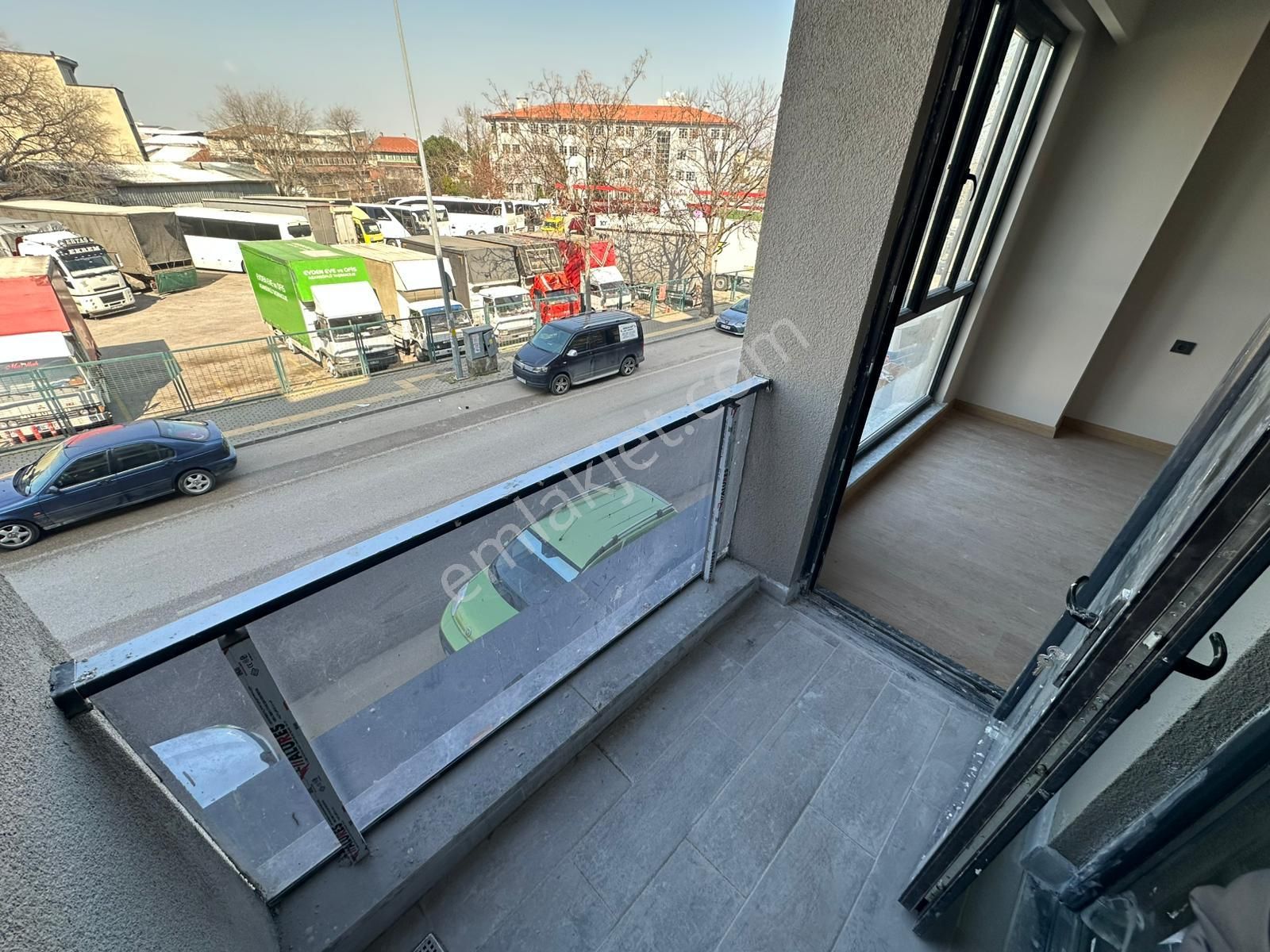 Gülbahçe Pazar Pazarı Caddesinde | Sıfır 2+1 Ara Kat Otoparklı Satılık Daire - Görsel 7