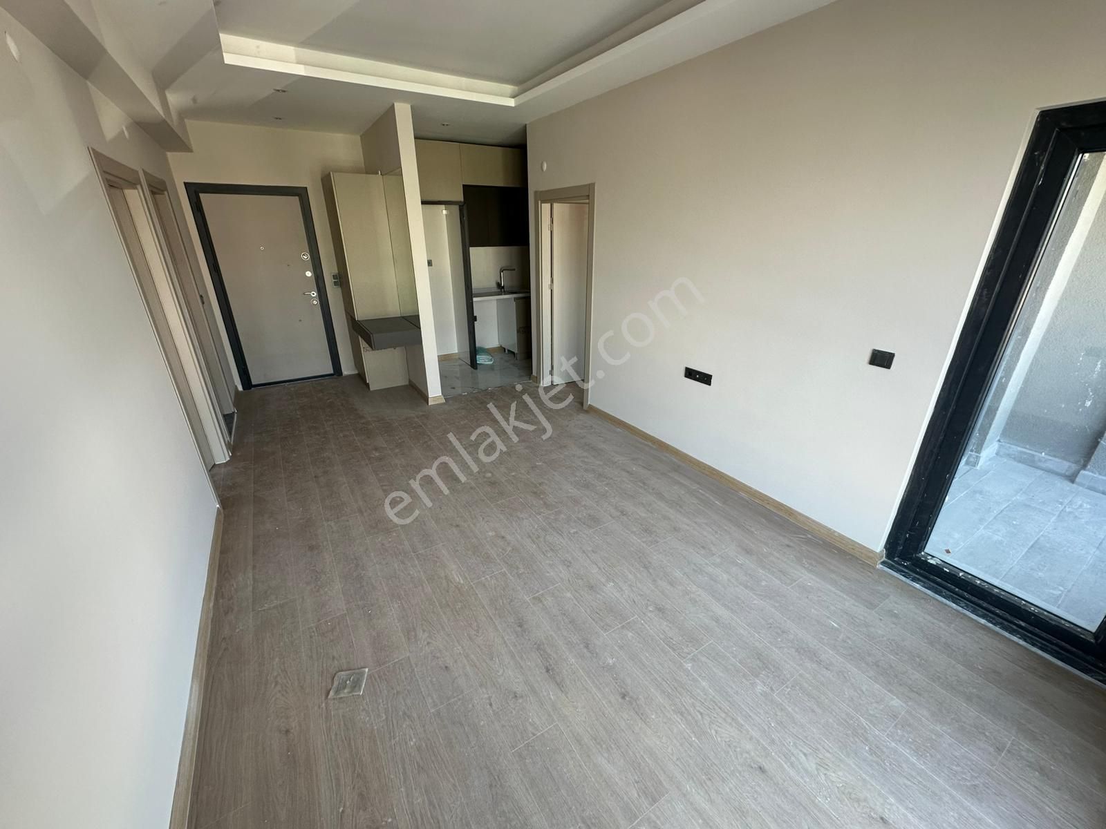 Gülbahçe Pazar Pazarı Caddesinde | Sıfır 2+1 Ara Kat Otoparklı Satılık Daire - Görsel 5