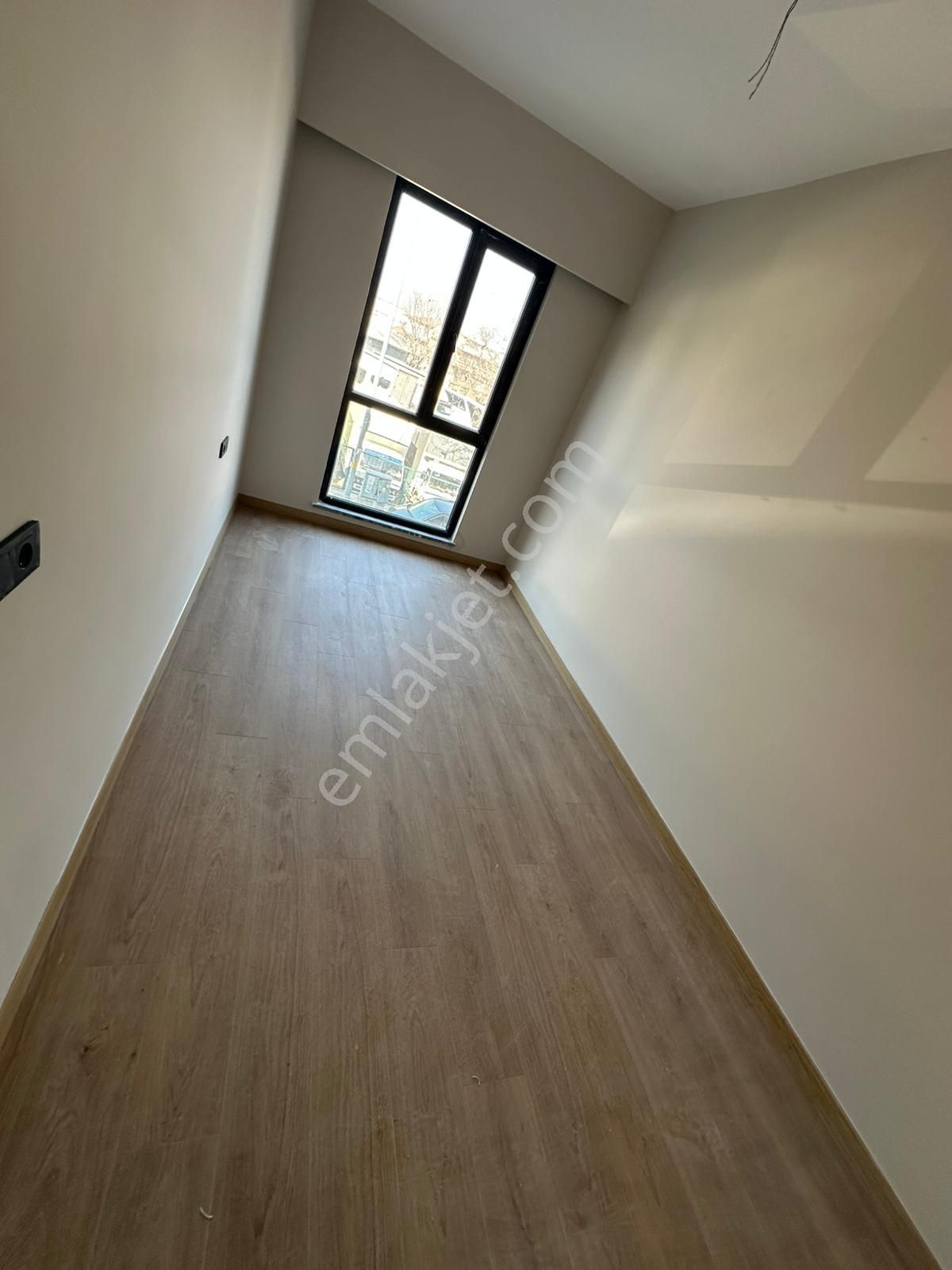 Gülbahçe Pazar Pazarı Caddesinde | Sıfır 2+1 Ara Kat Otoparklı Satılık Daire - Görsel 13