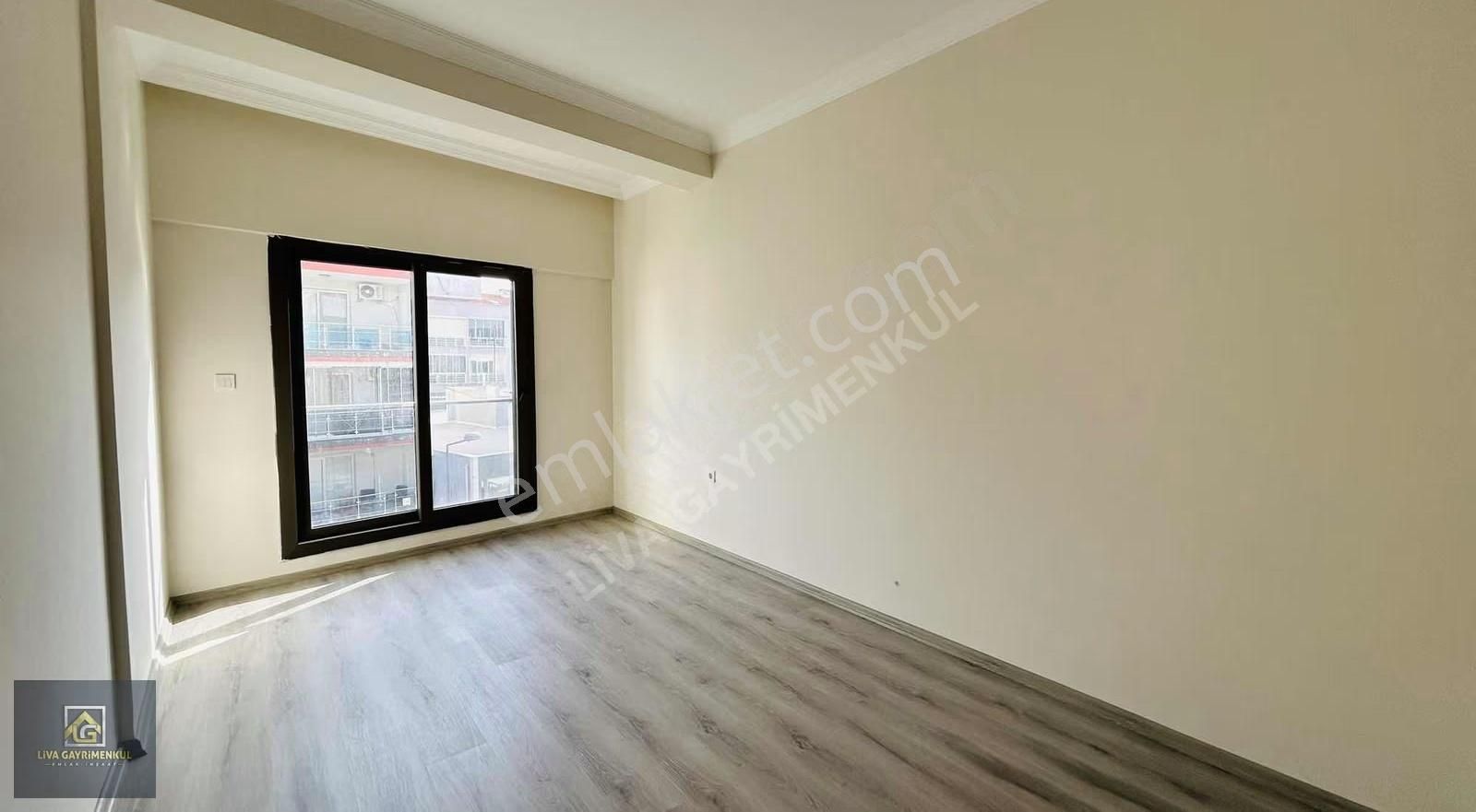 Menderes Atatürk Caddesi'nde Satılık 2+1 Daireler - Görsel 14