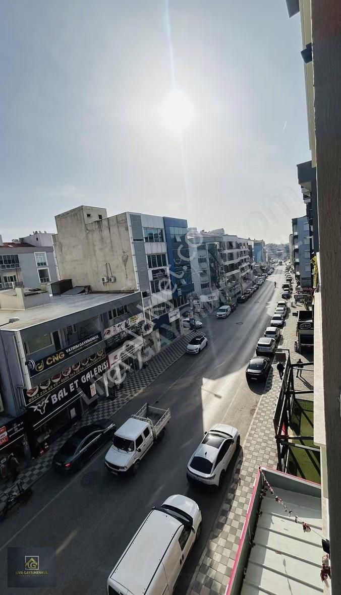 Menderes Atatürk Caddesi'nde Satılık 2+1 Daireler - Görsel 5