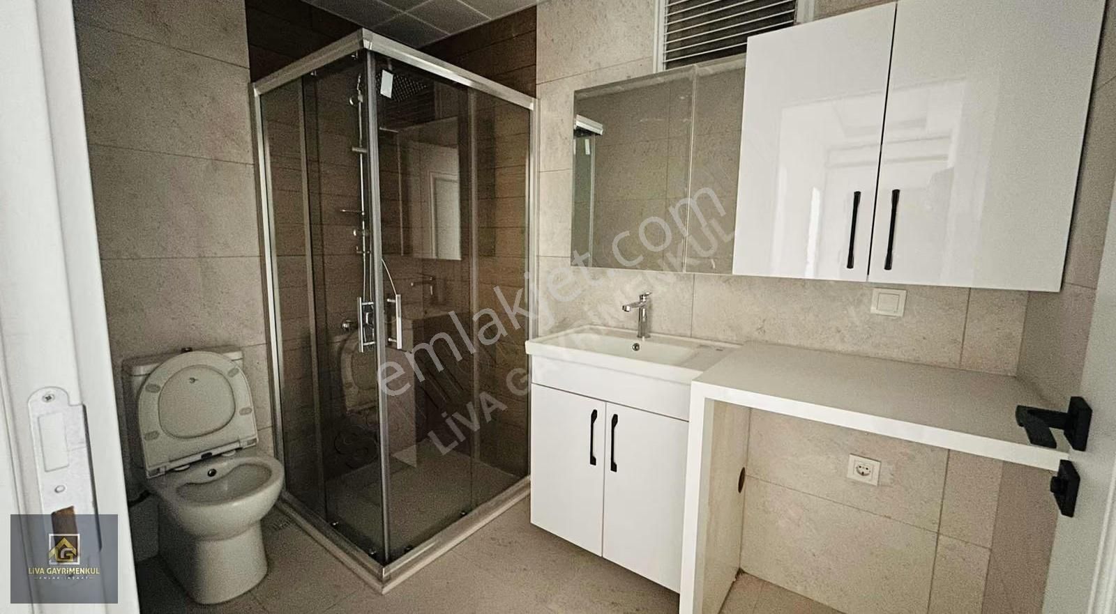 Menderes Atatürk Caddesi'nde Satılık 2+1 Daireler - Görsel 7