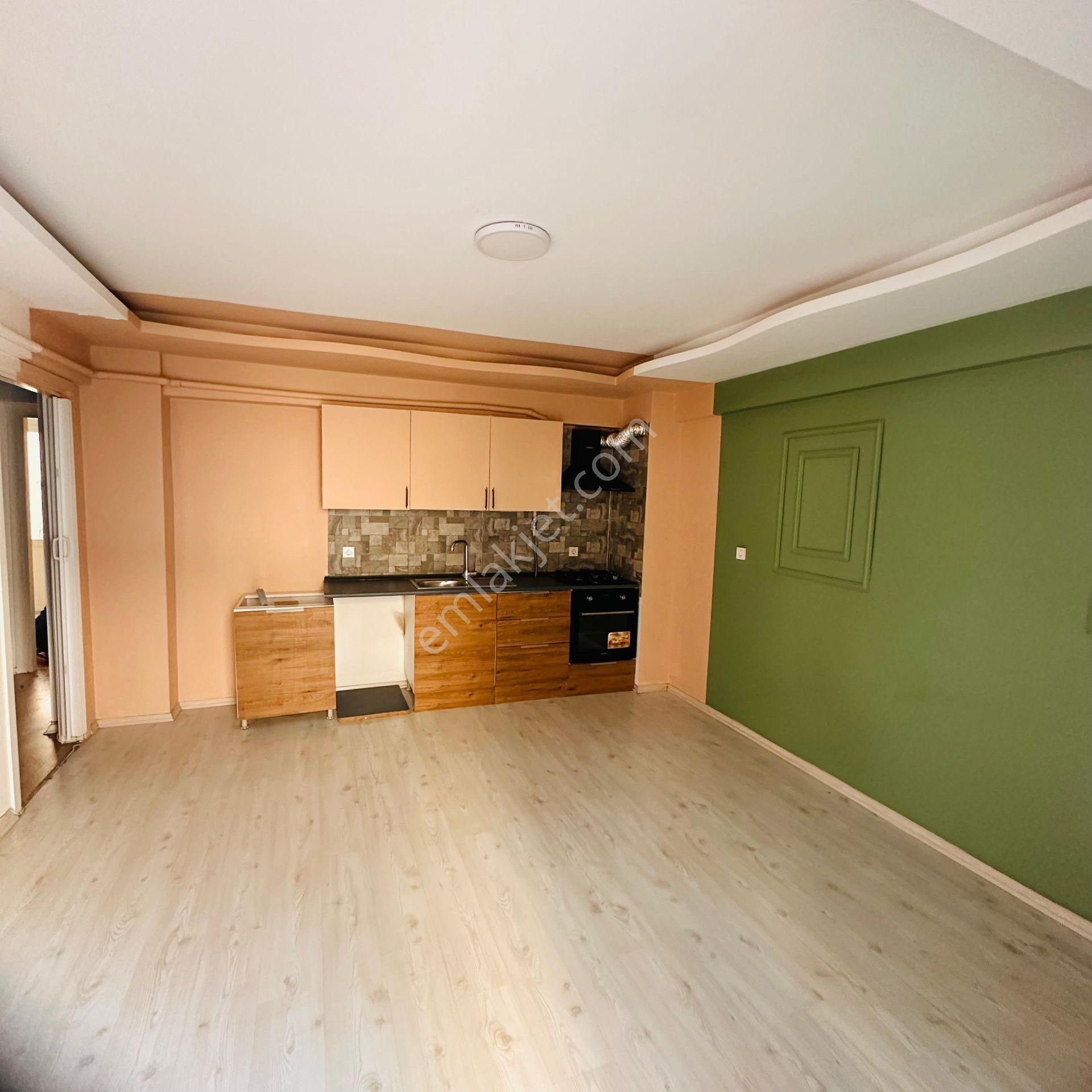 Acill Buca Şirinyer Merkez Civarı 2+1 80m2 Dgazlı Arakat Balkonlu Satılık Daire - Görsel 2