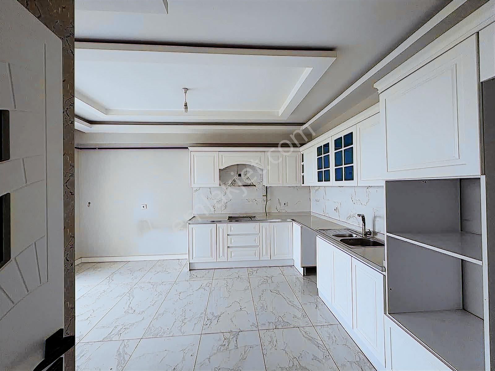 Rotadan Siverek Caddesinde Satılık 3+1 Lüks Daire - Görsel 23