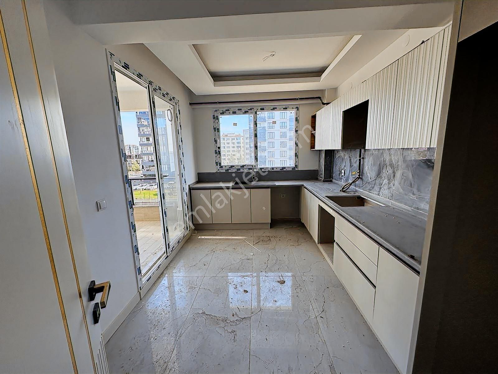 Rota'dan Tekel Kavşağı Acil Satılık 2+1 Lüks Daire - Görsel 4