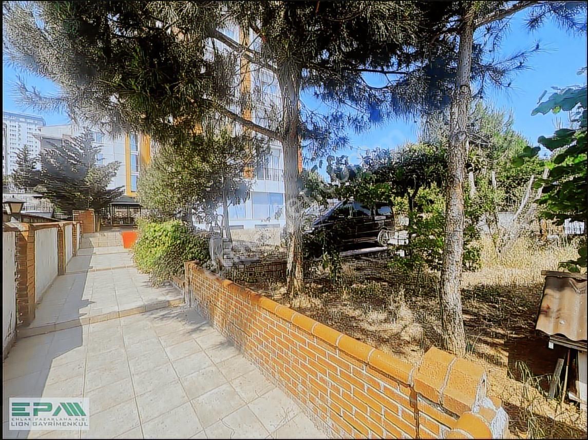Küçükbakkalköy Metro Yürüme Mesafesi 2+1 Eşyalı Arakat Kiralık - Görsel 13