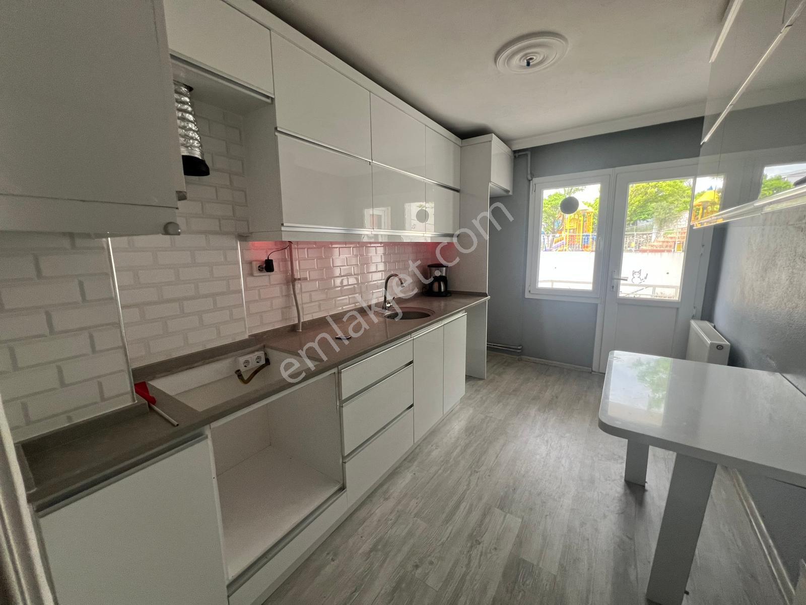 Acill Buca Yaylacık Mah.de 3+1 125m2 Dgazlı Arakat Asansörlü Bakımlı Satılık Daire - Görsel 13
