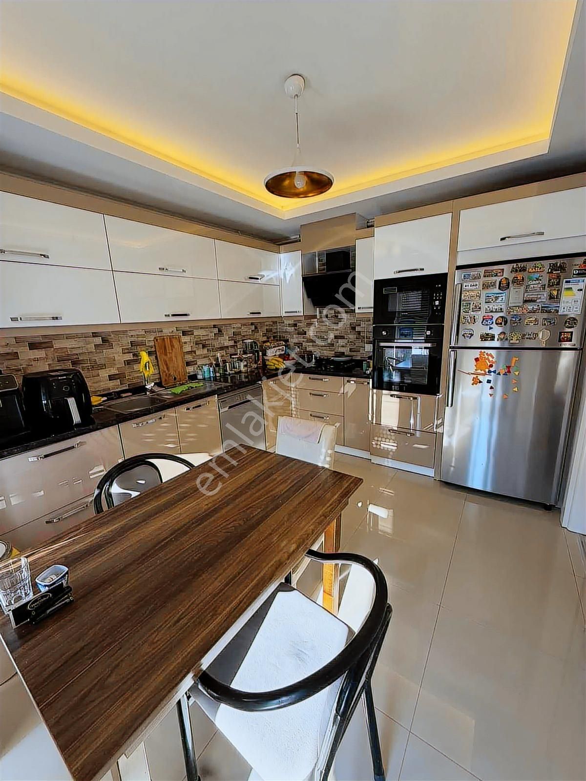 Mazıdağı'nda Havuzlu Binada Teraslı 4+1 Lüks Dubleks Daire - Görsel 17