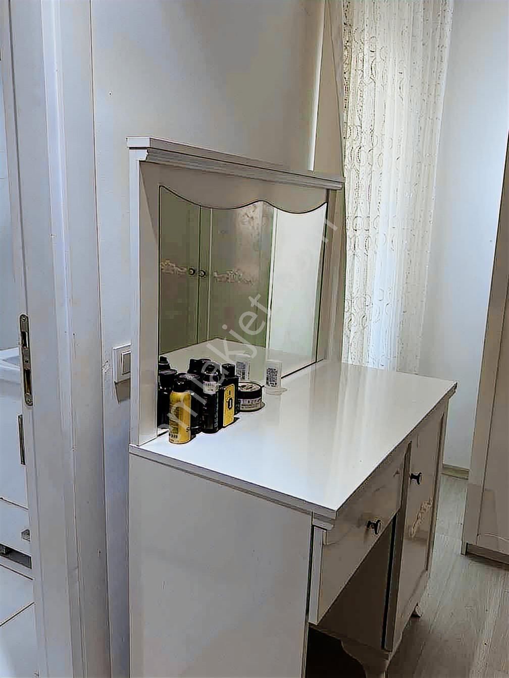 Uncalıda Havuzlu Otoparklı Ara Kat Geniş 3+1 Daire - Görsel 34